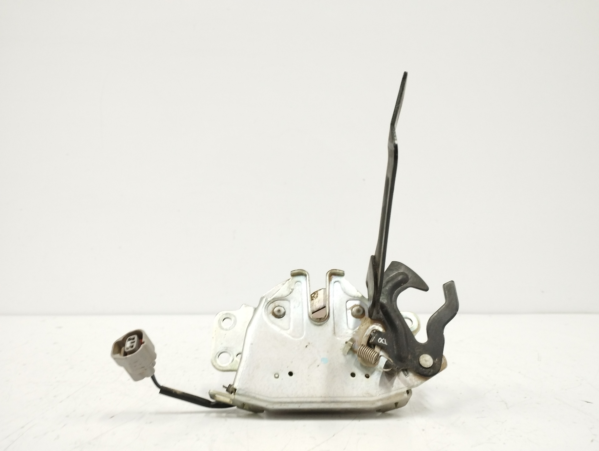 CERRADURA CAPOT