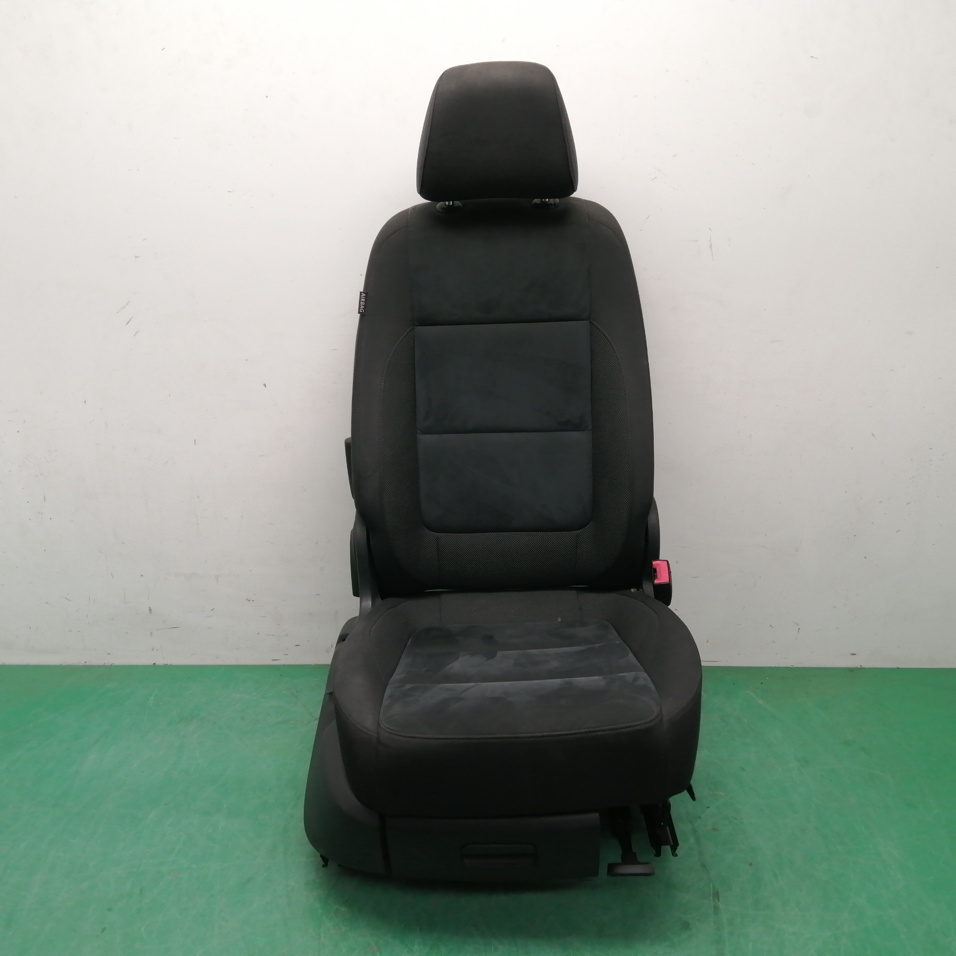 ASIENTO DELANTERO DERECHO