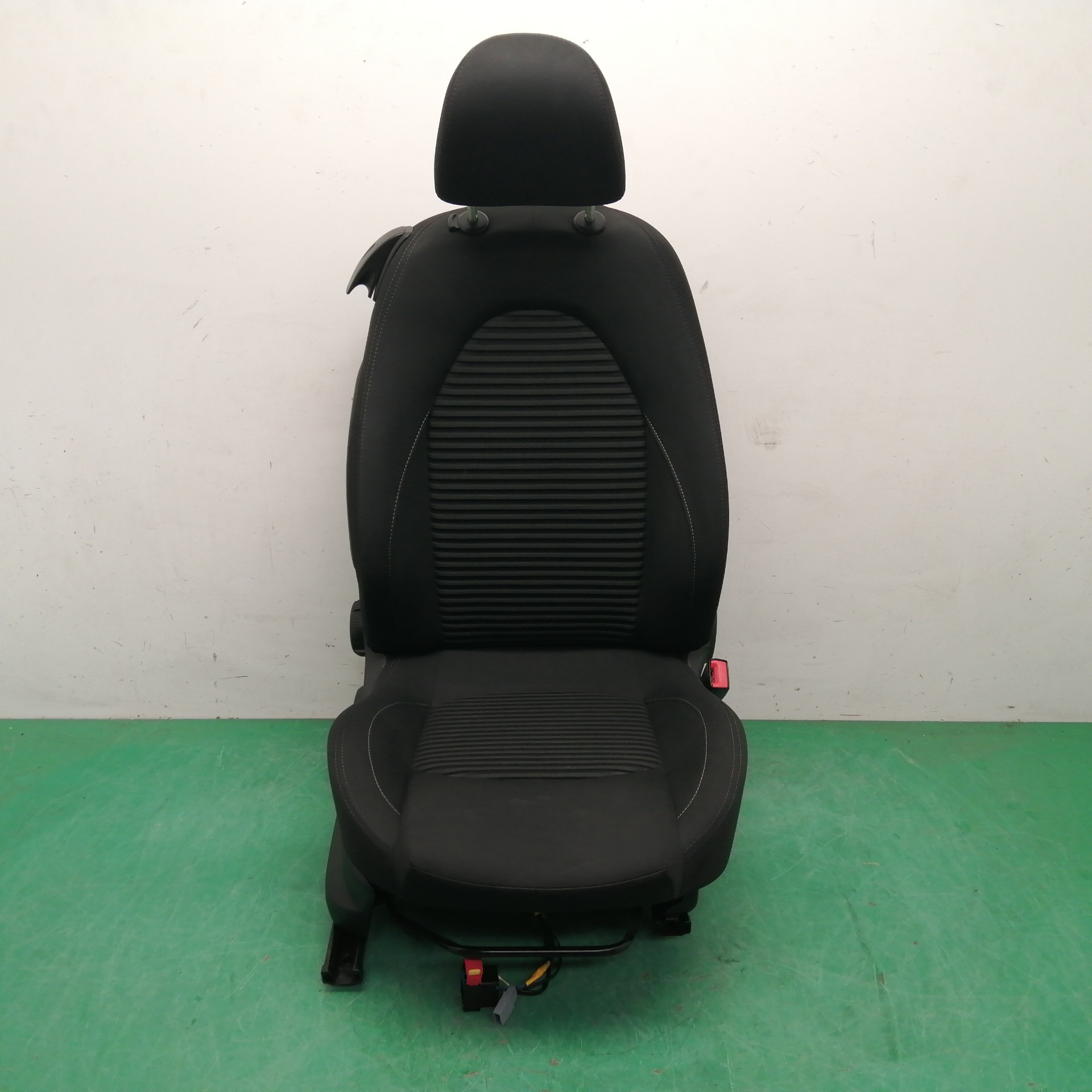 ASIENTO DELANTERO DERECHO