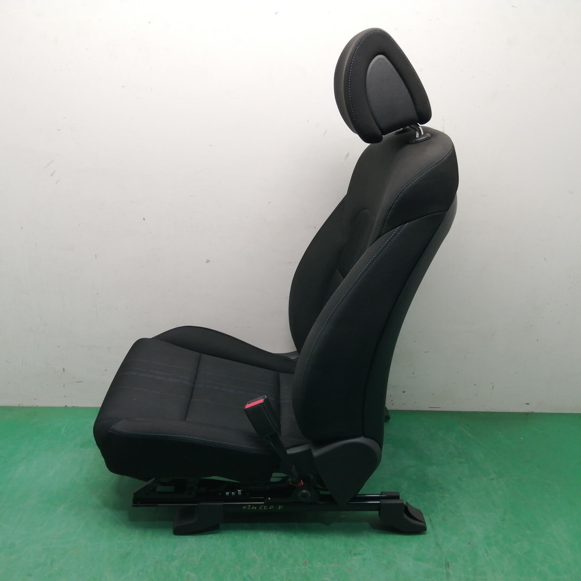 ASIENTO DELANTERO DERECHO