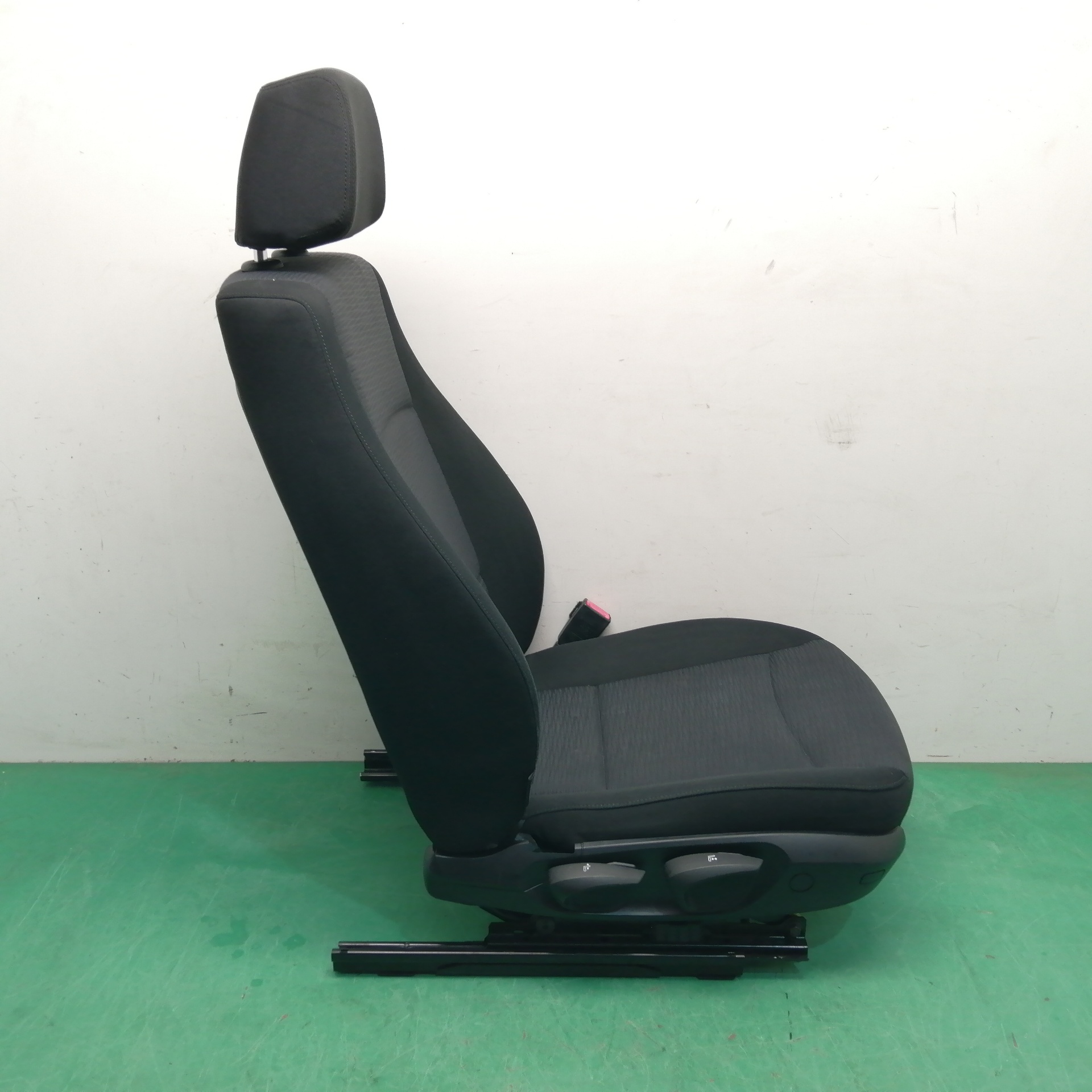 ASIENTO DELANTERO DERECHO