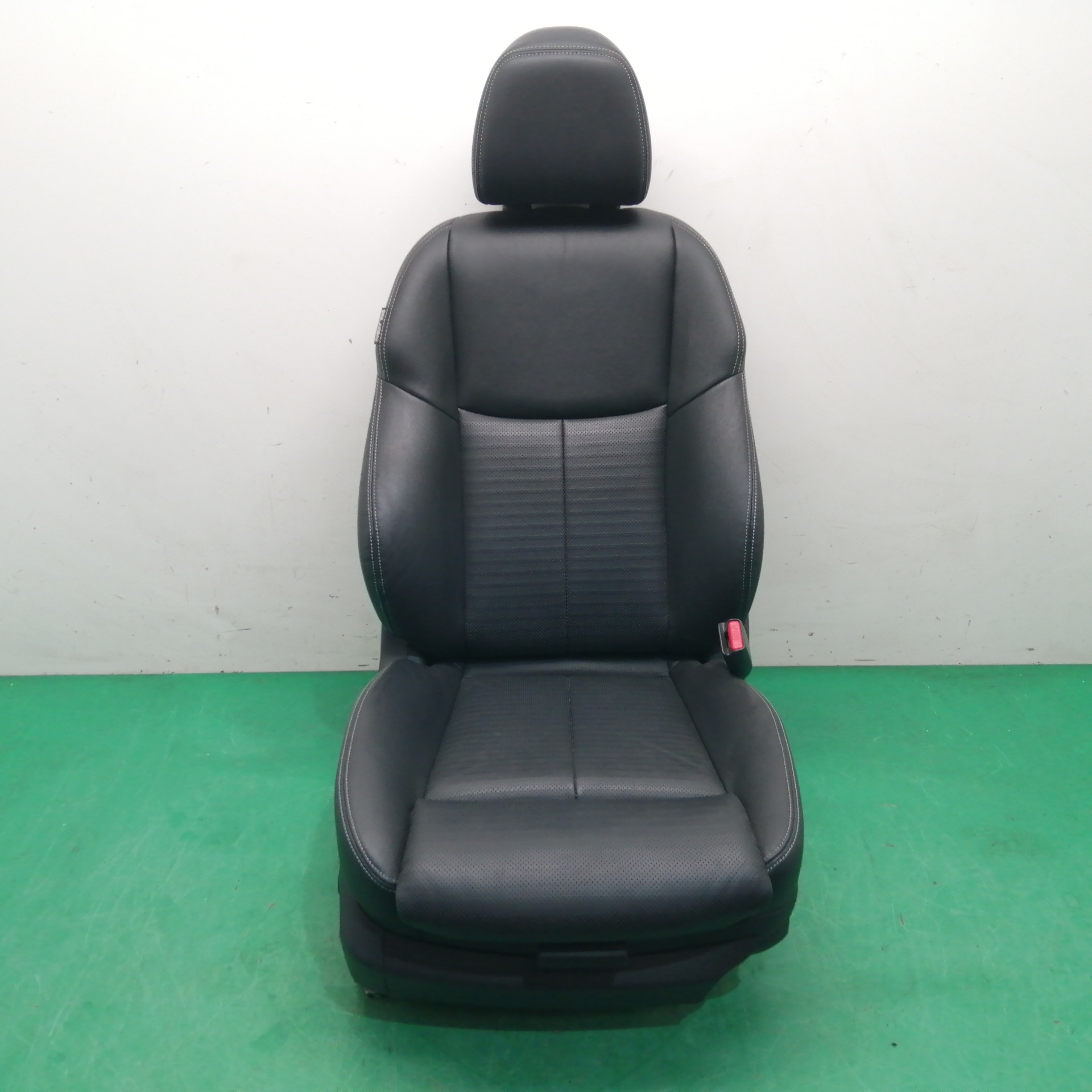 ASIENTO DELANTERO DERECHO