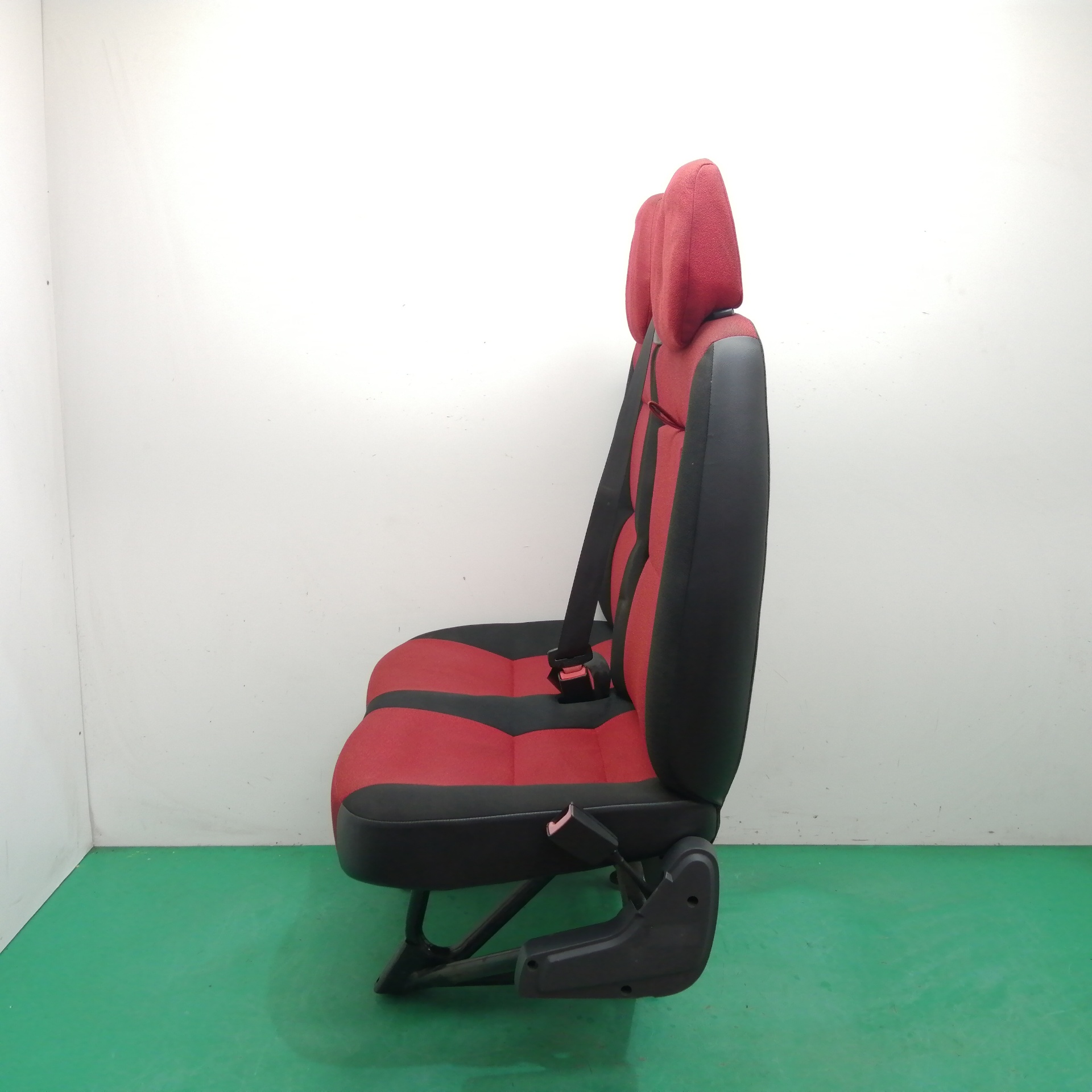 ASIENTO DELANTERO DERECHO