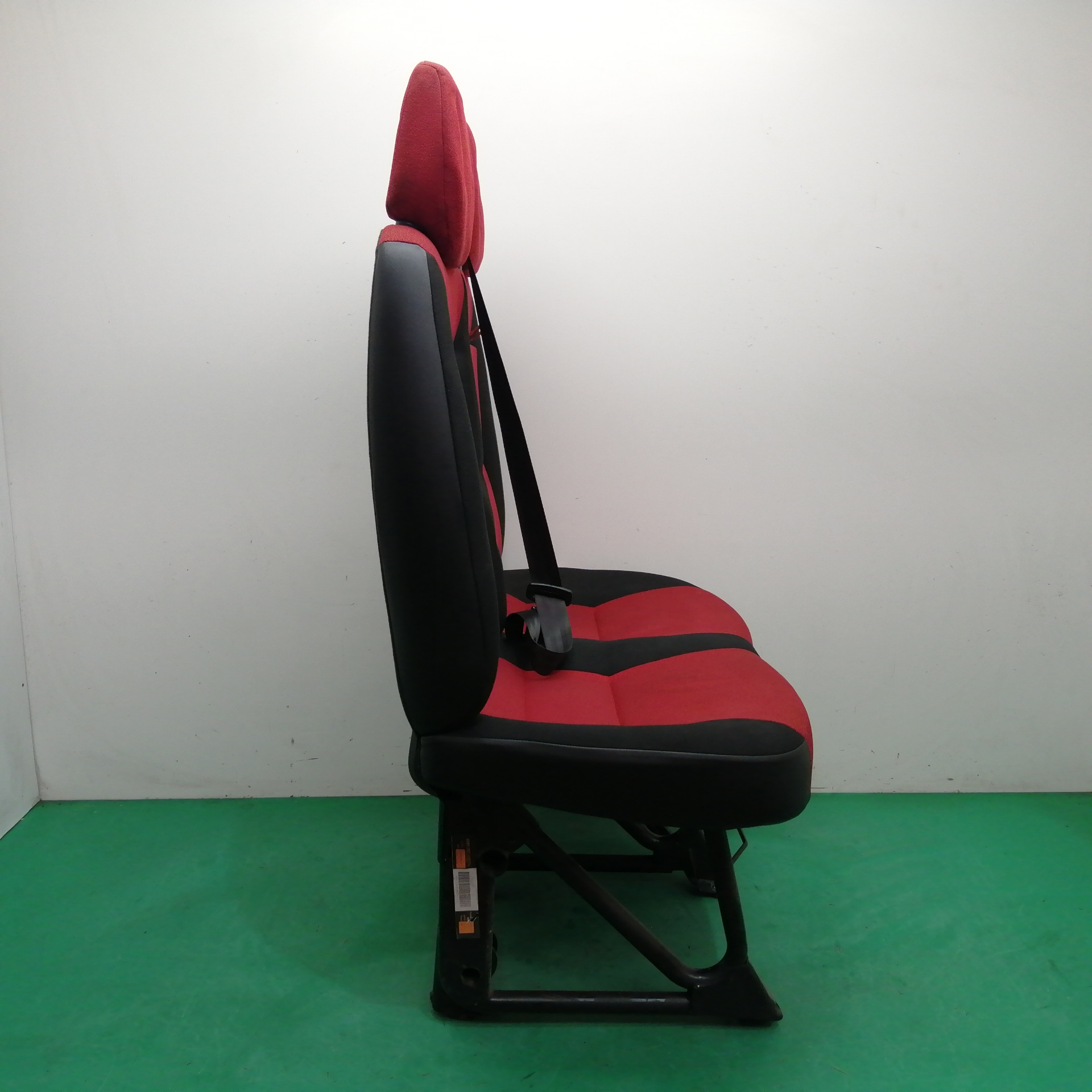 ASIENTO DELANTERO DERECHO