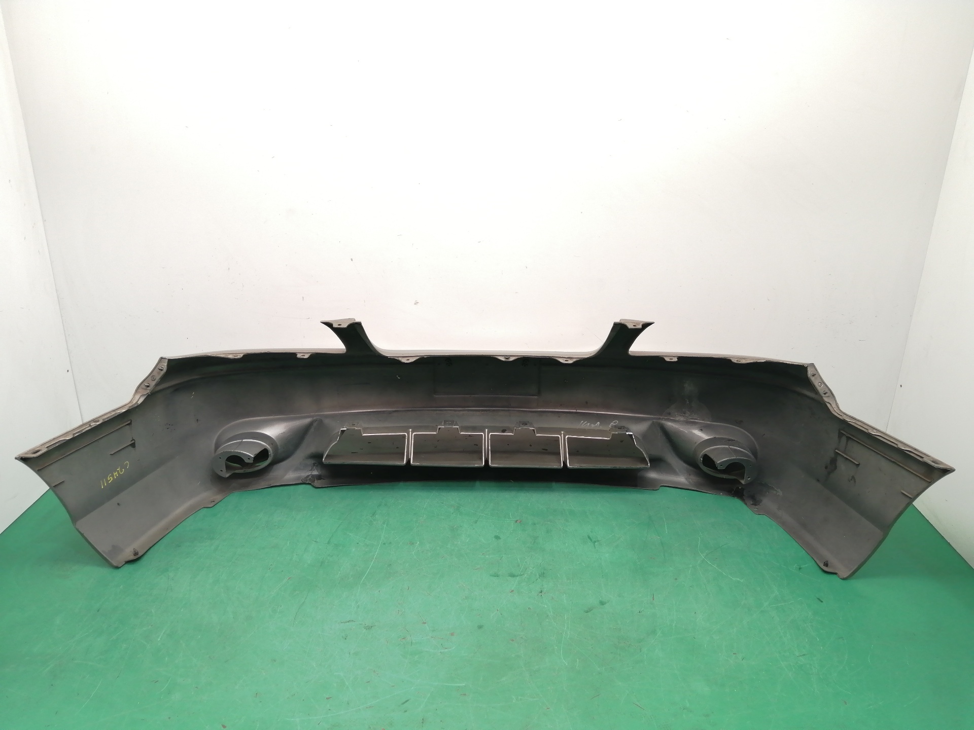 PARAGOLPES DELANTERO