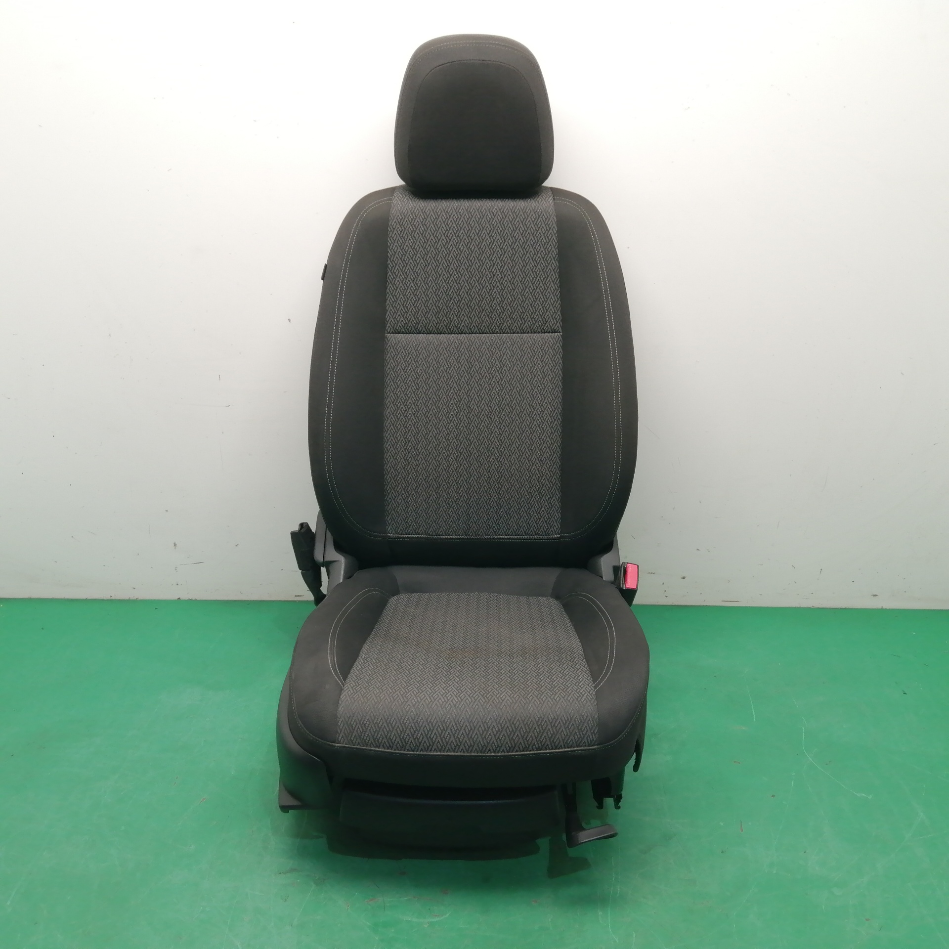 ASIENTO DELANTERO DERECHO