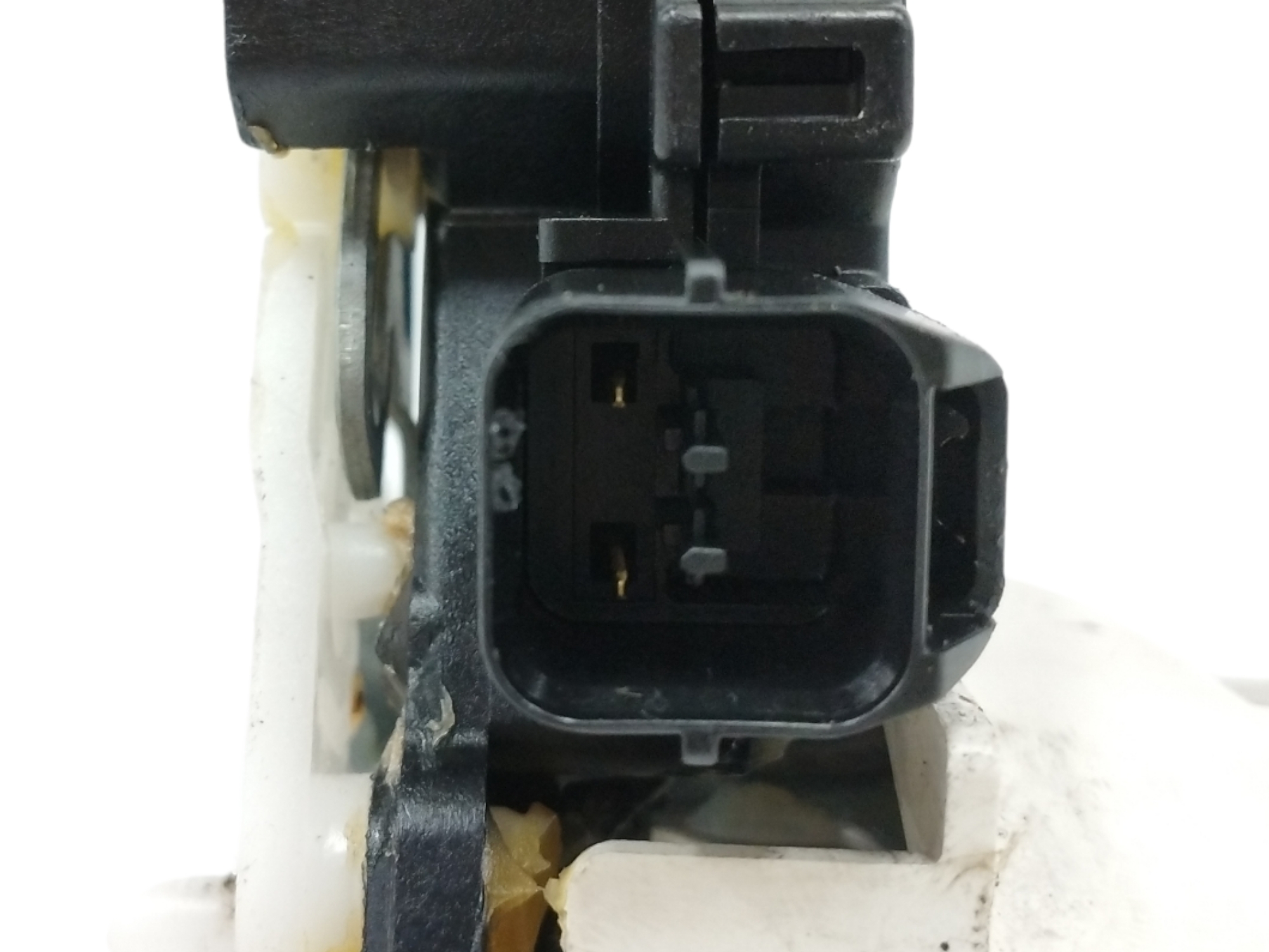 CERRADURA PUERTA TRASERA IZQUIERDA 