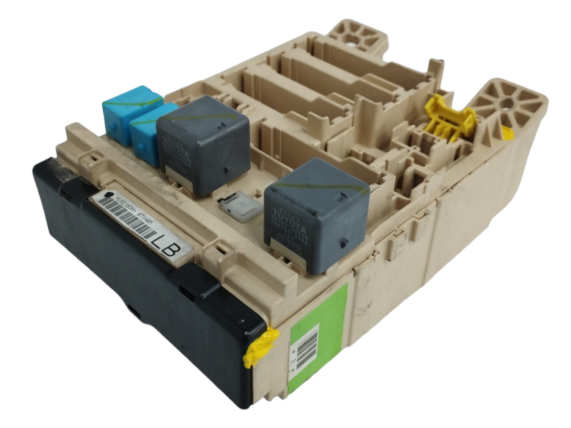 CAJA RELES / FUSIBLES