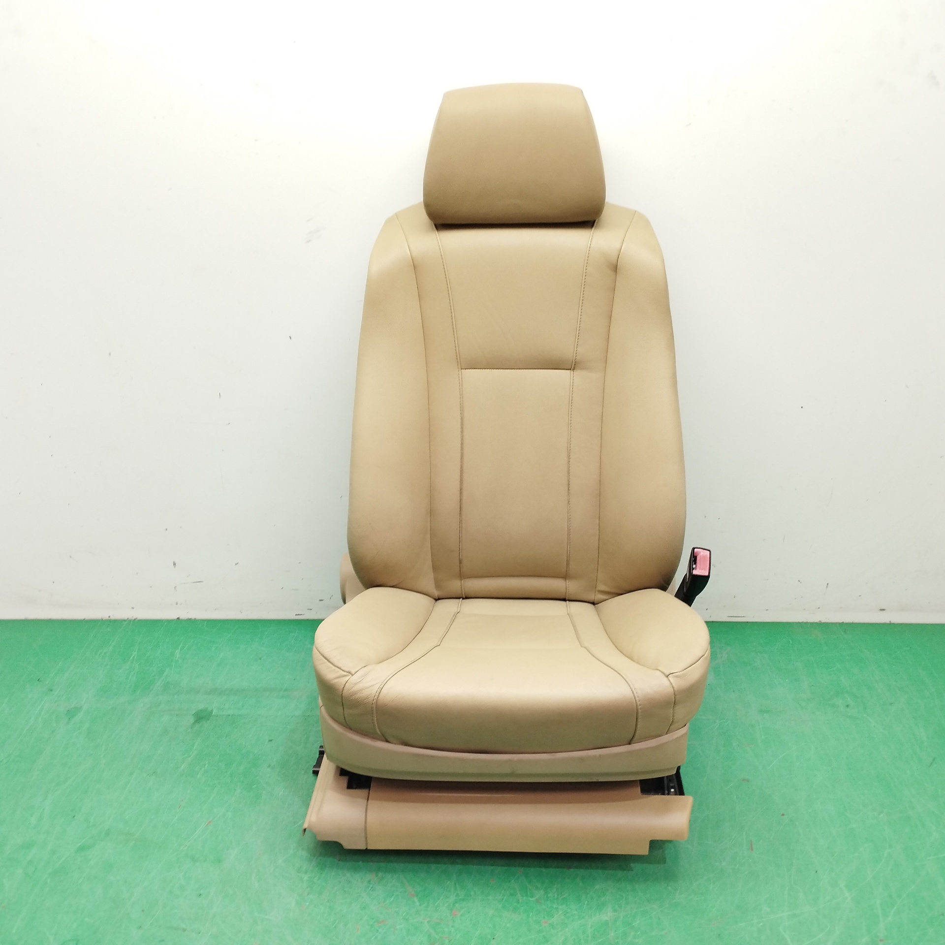 ASIENTO DELANTERO DERECHO