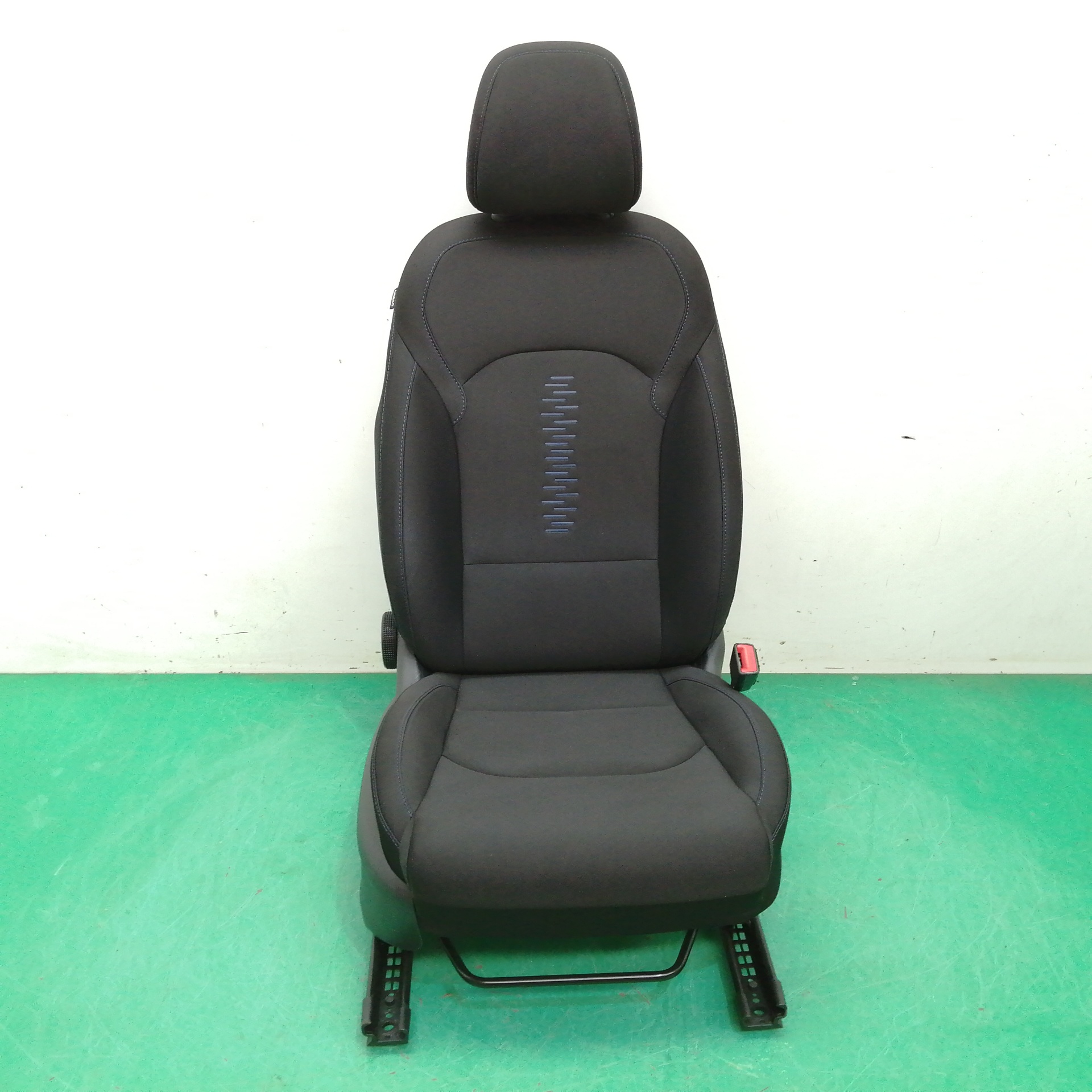 ASIENTO DELANTERO DERECHO