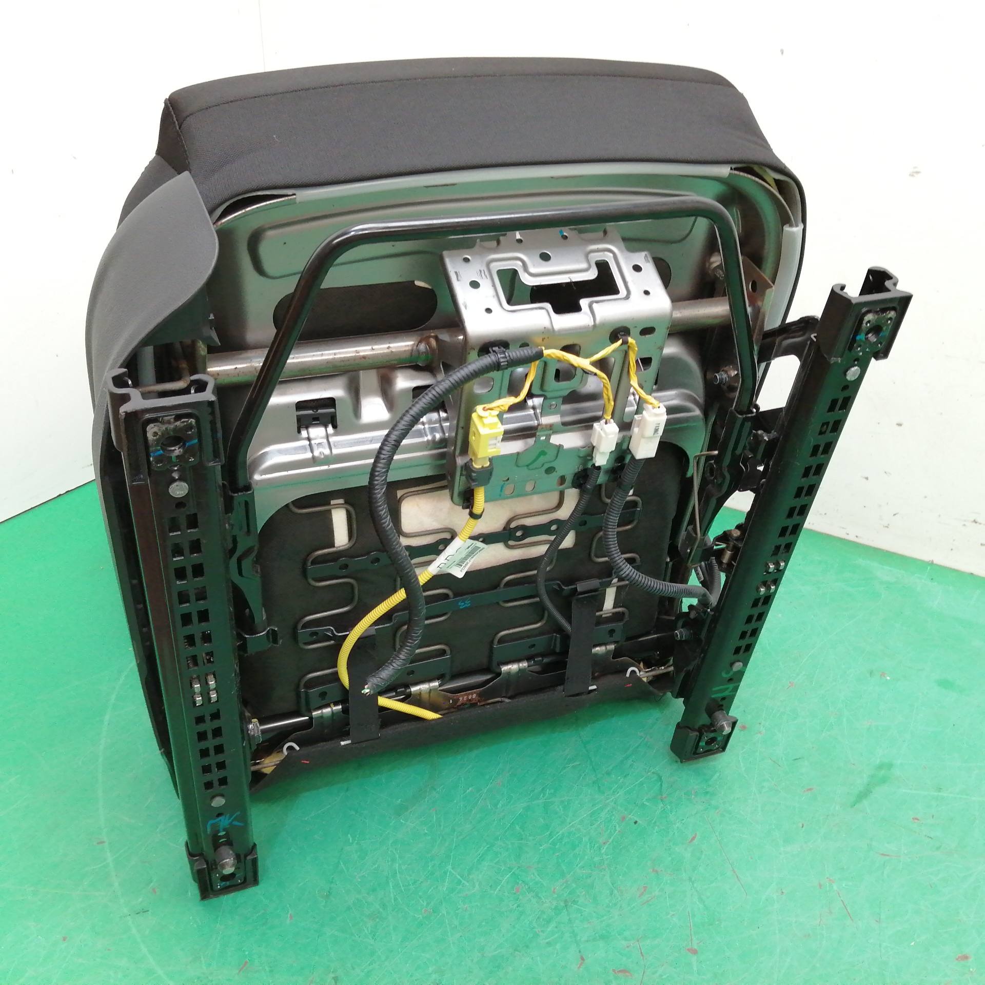 ASIENTO DELANTERO DERECHO