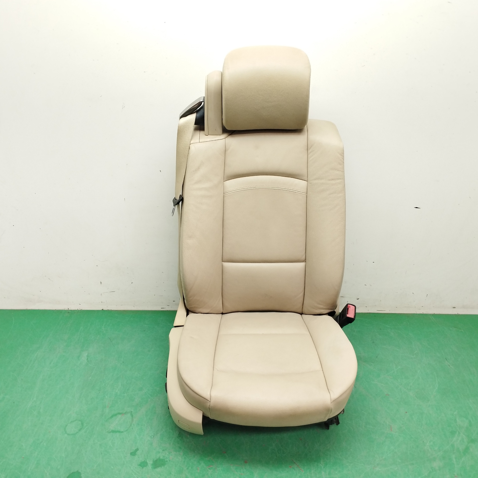 ASIENTO DELANTERO DERECHO