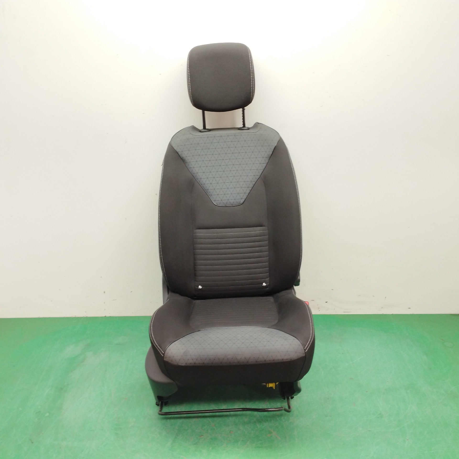 ASIENTO DELANTERO DERECHO