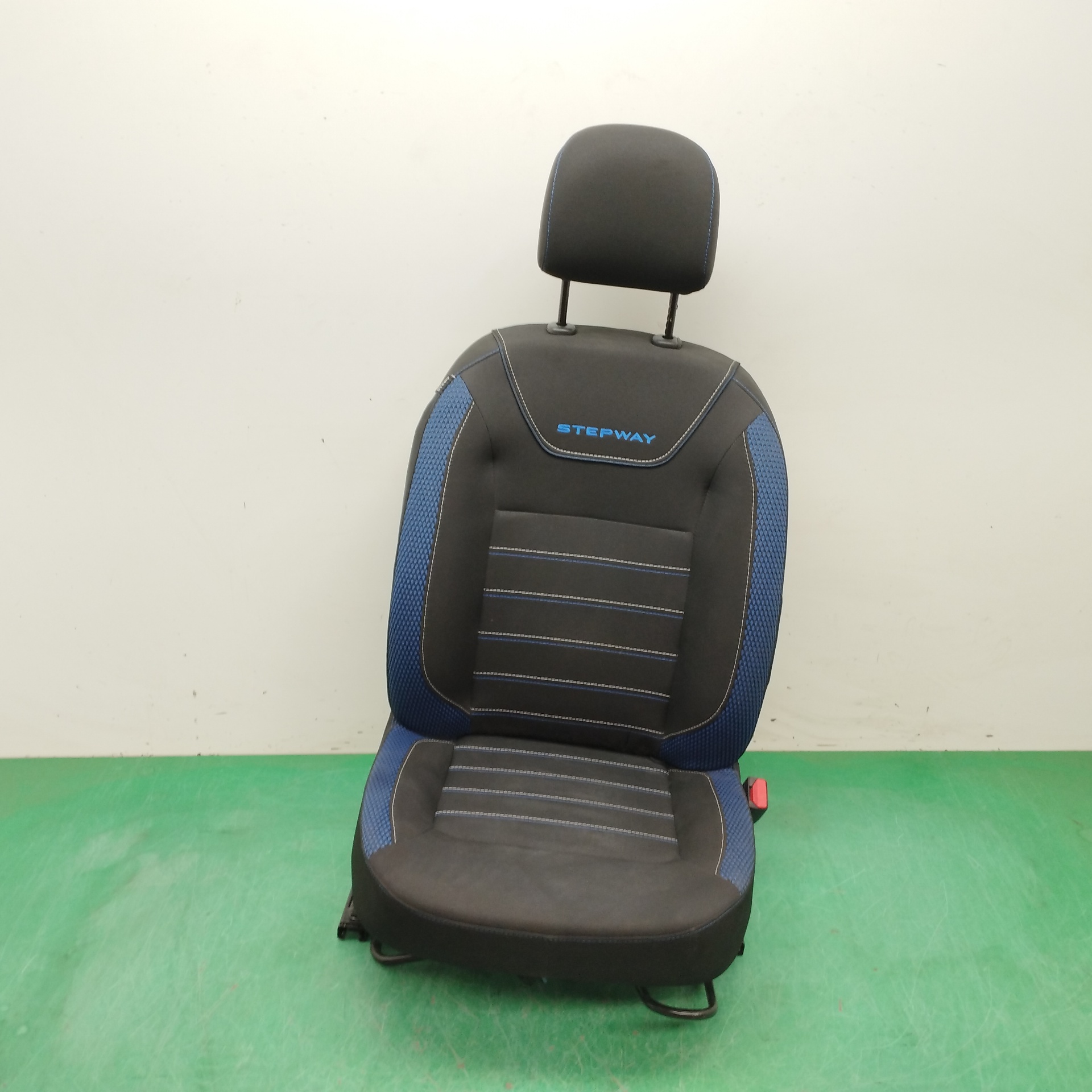 ASIENTO DELANTERO DERECHO