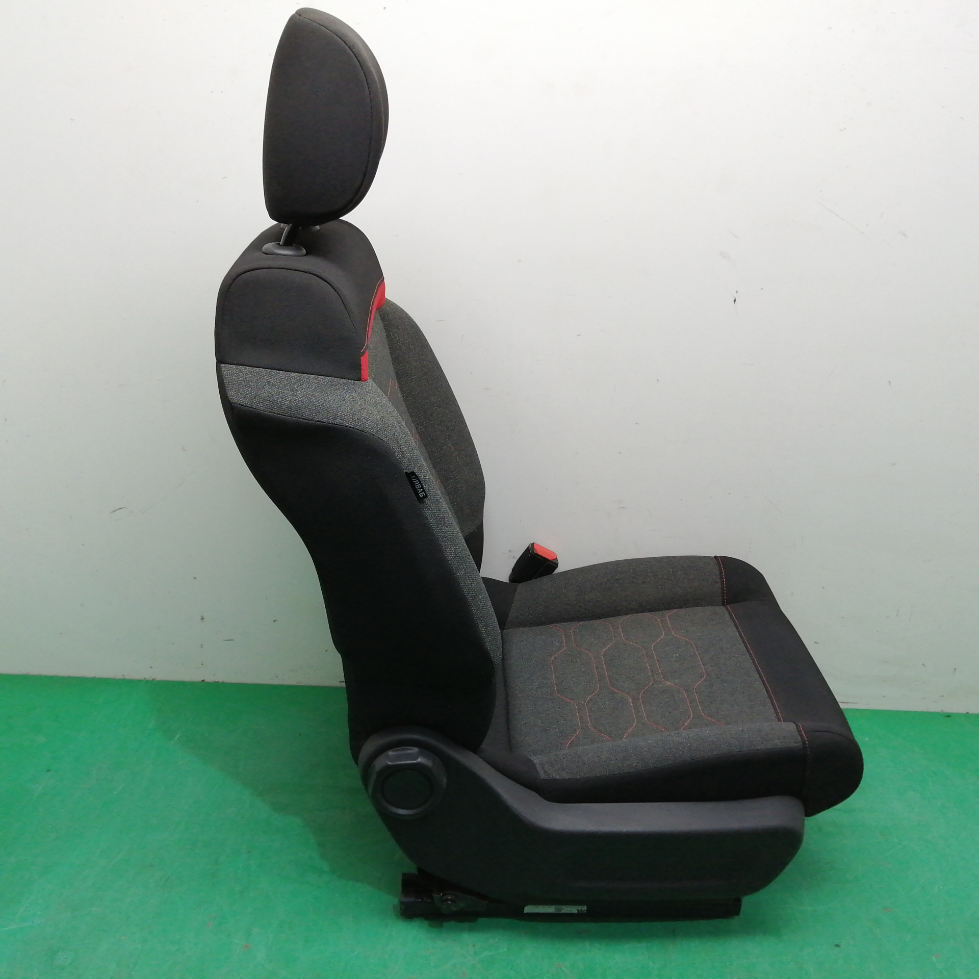 ASIENTO DELANTERO DERECHO