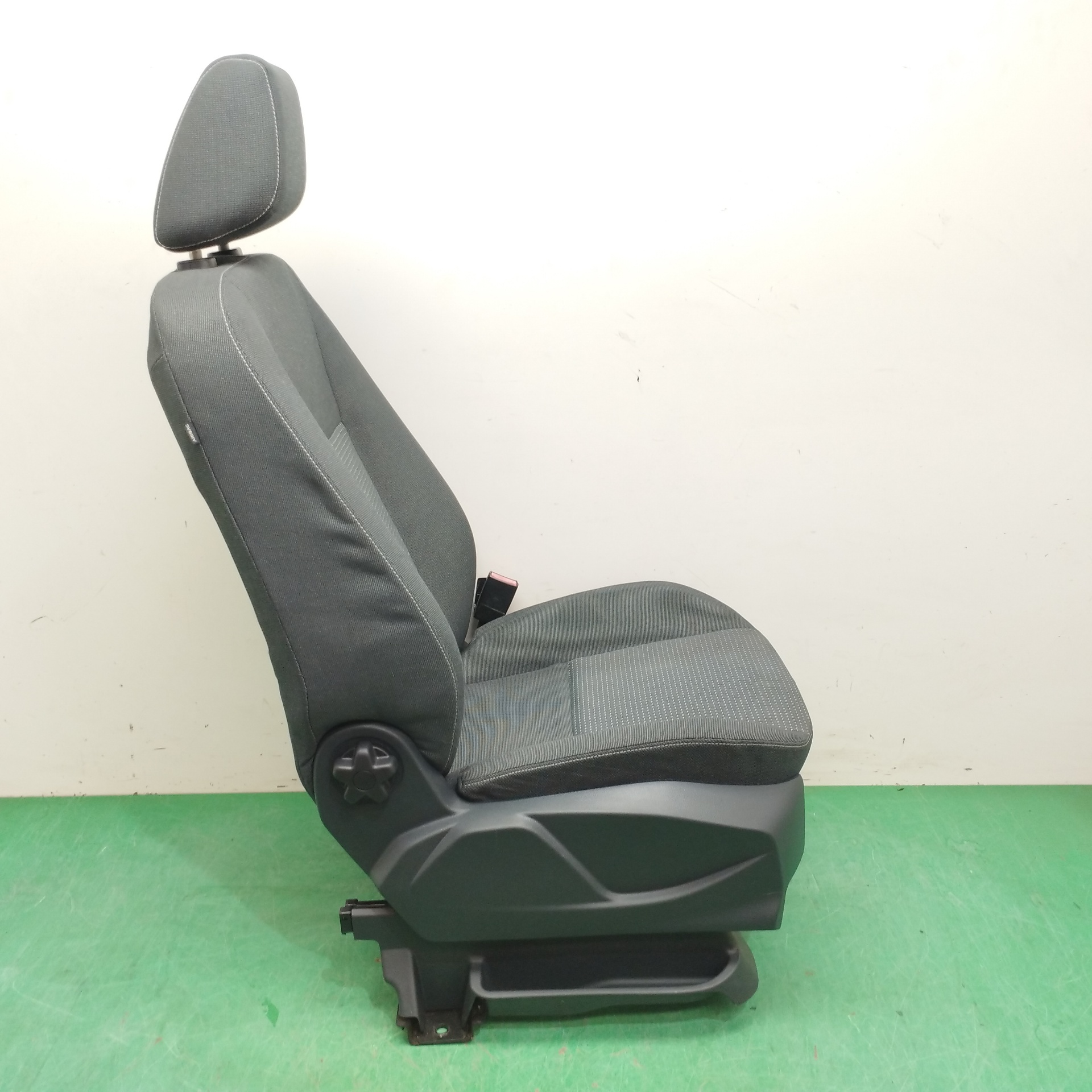 ASIENTO DELANTERO DERECHO