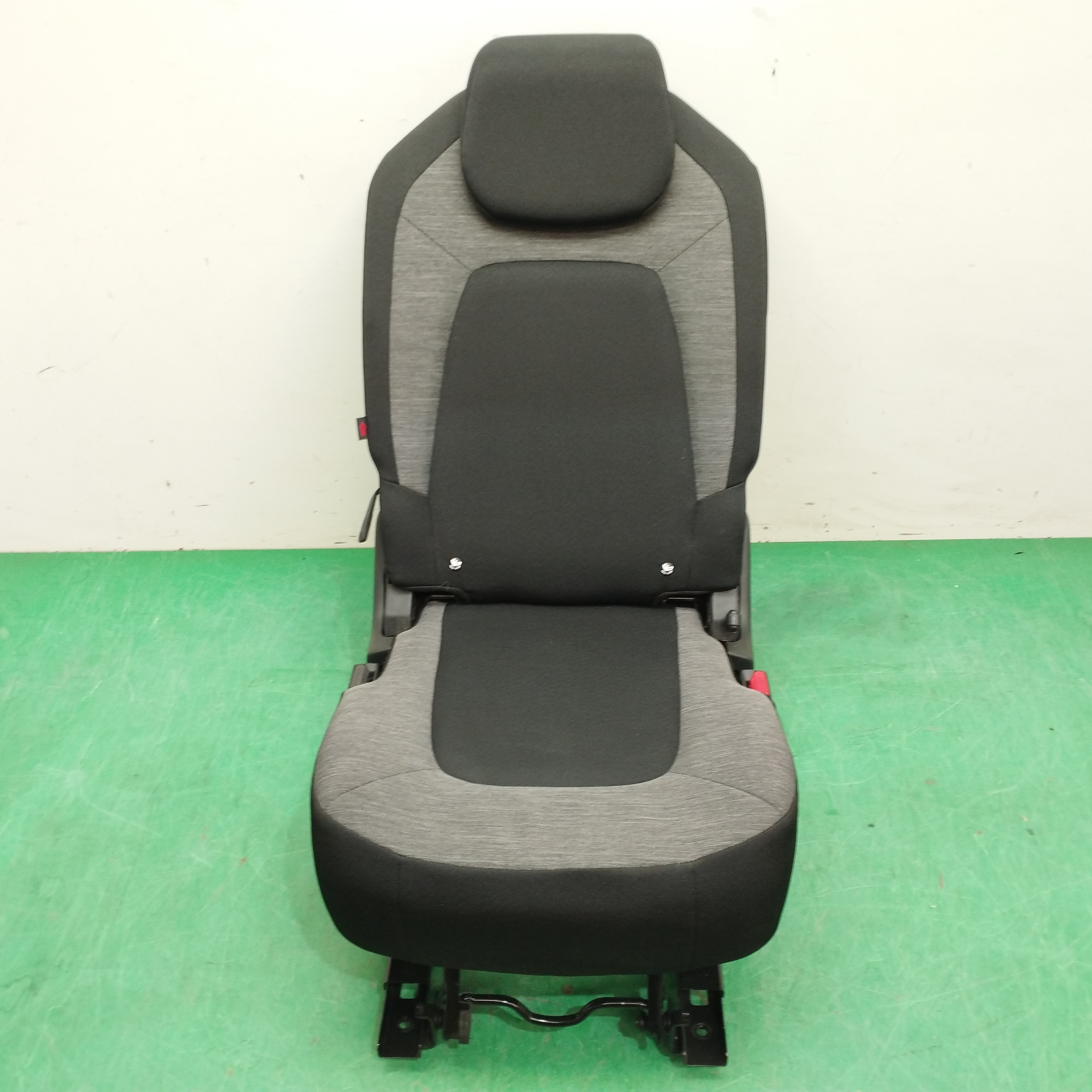 ASIENTO TRASERO MEDIO