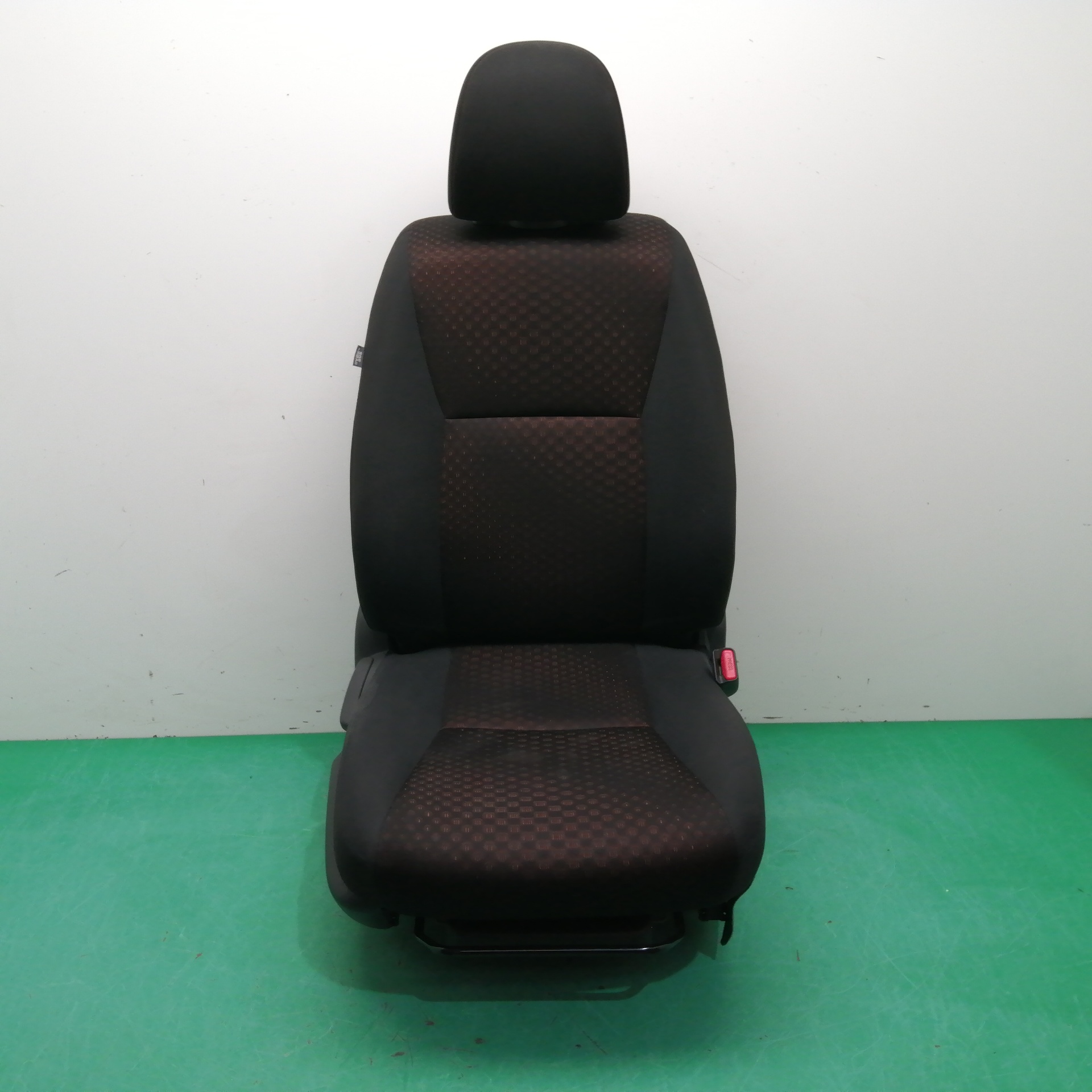 ASIENTO DELANTERO DERECHO