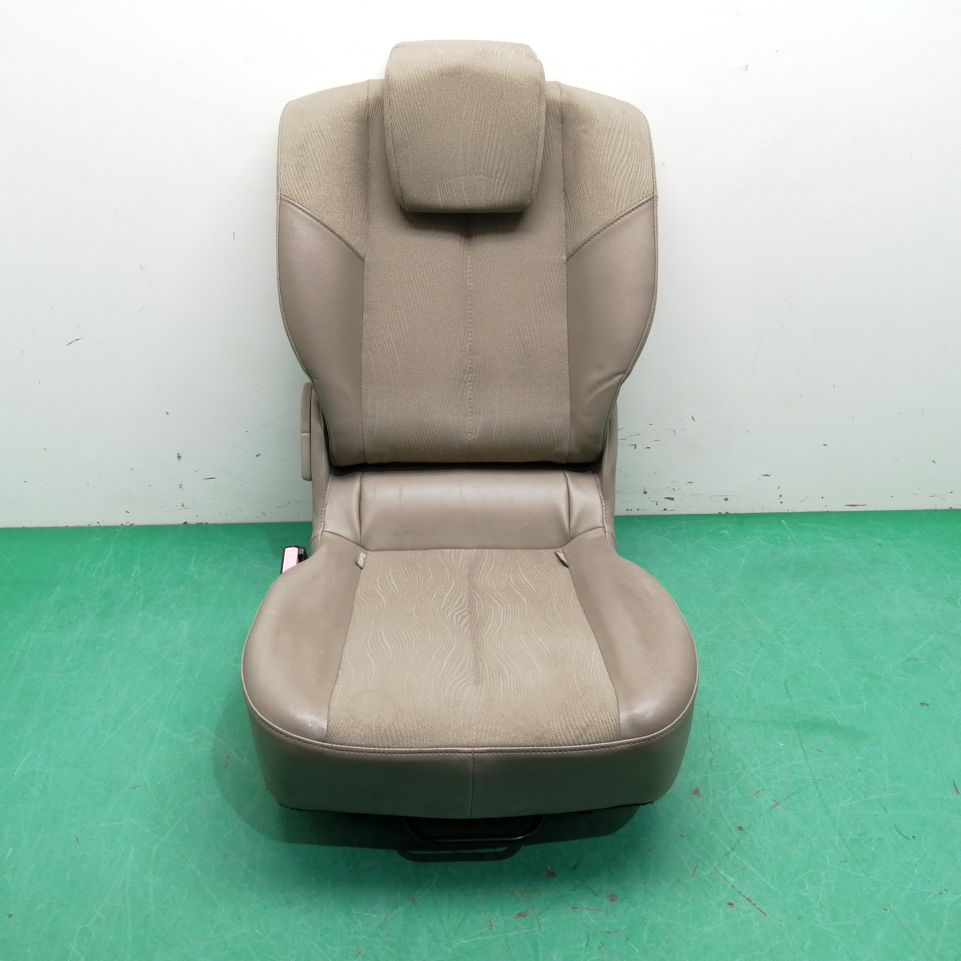 # ASIENTO SIMPLE ADAPTABLE