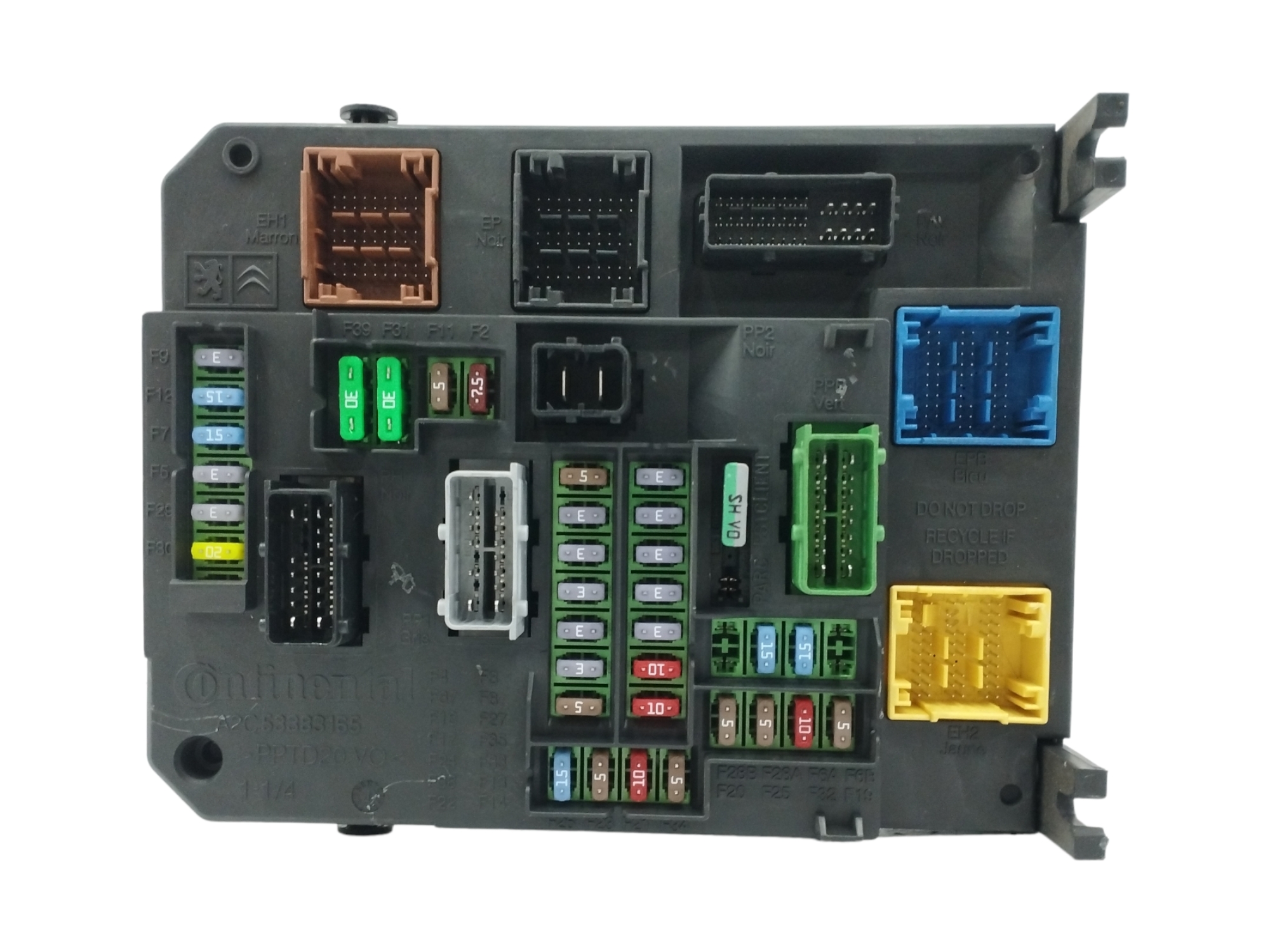 CAJA RELES / FUSIBLES