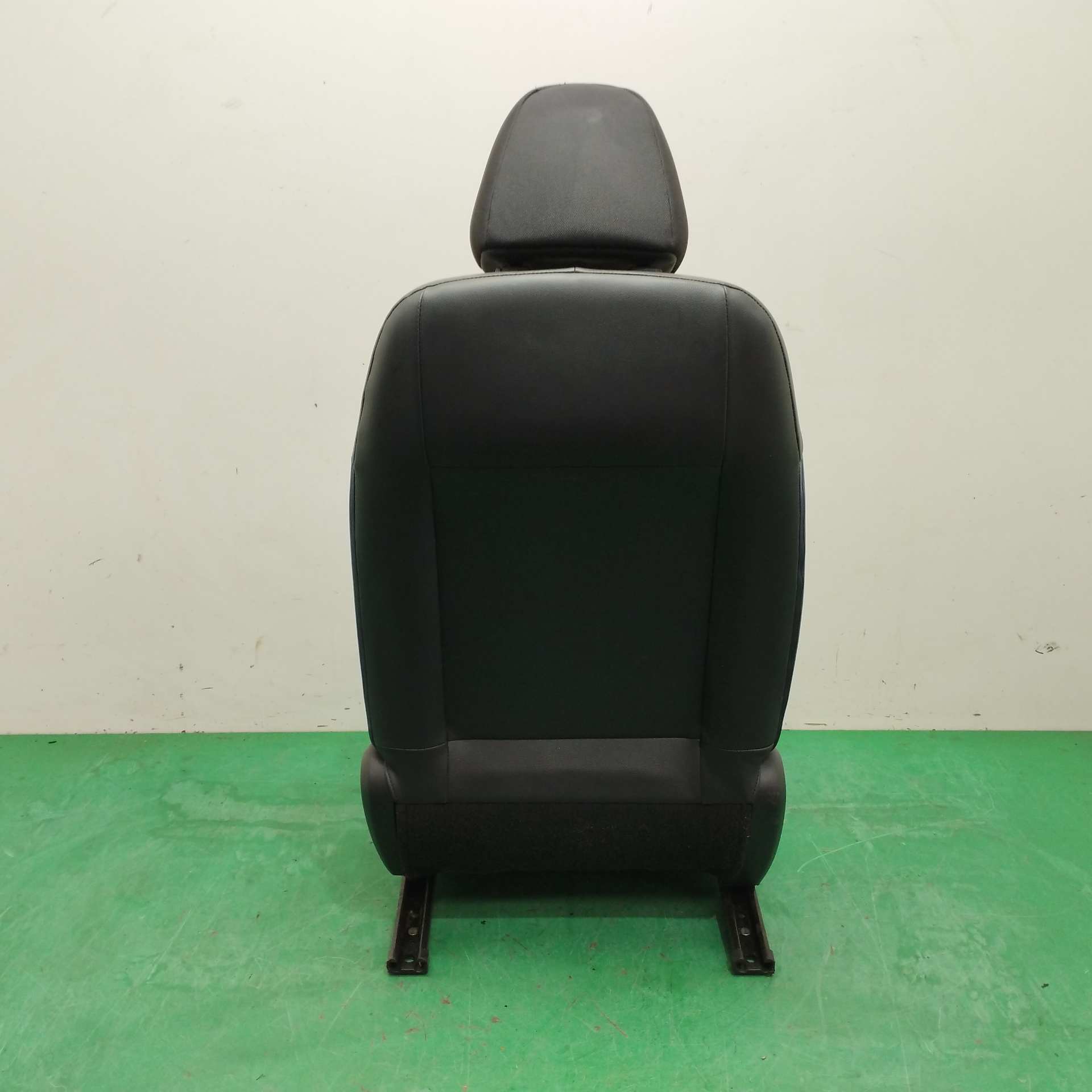 ASIENTO DELANTERO DERECHO