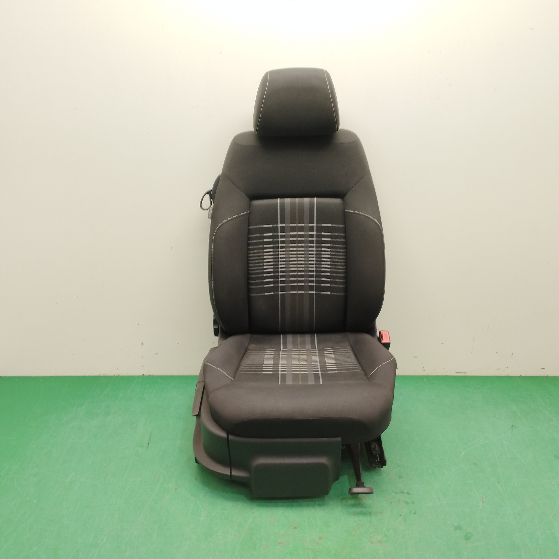 ASIENTO DELANTERO DERECHO