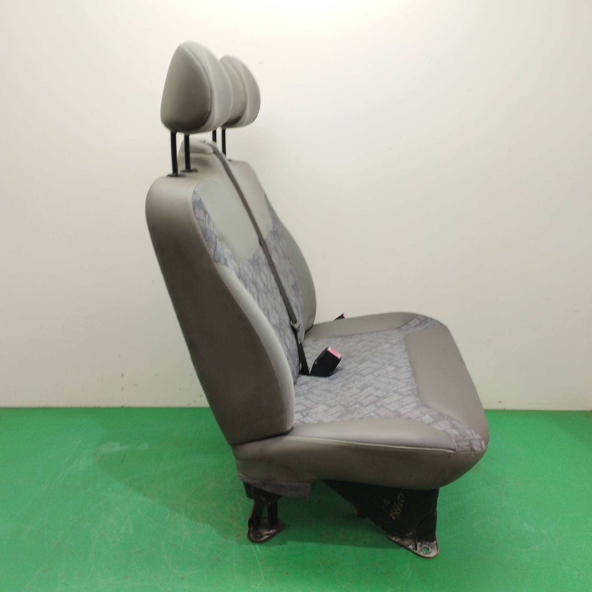 ASIENTO DELANTERO DERECHO