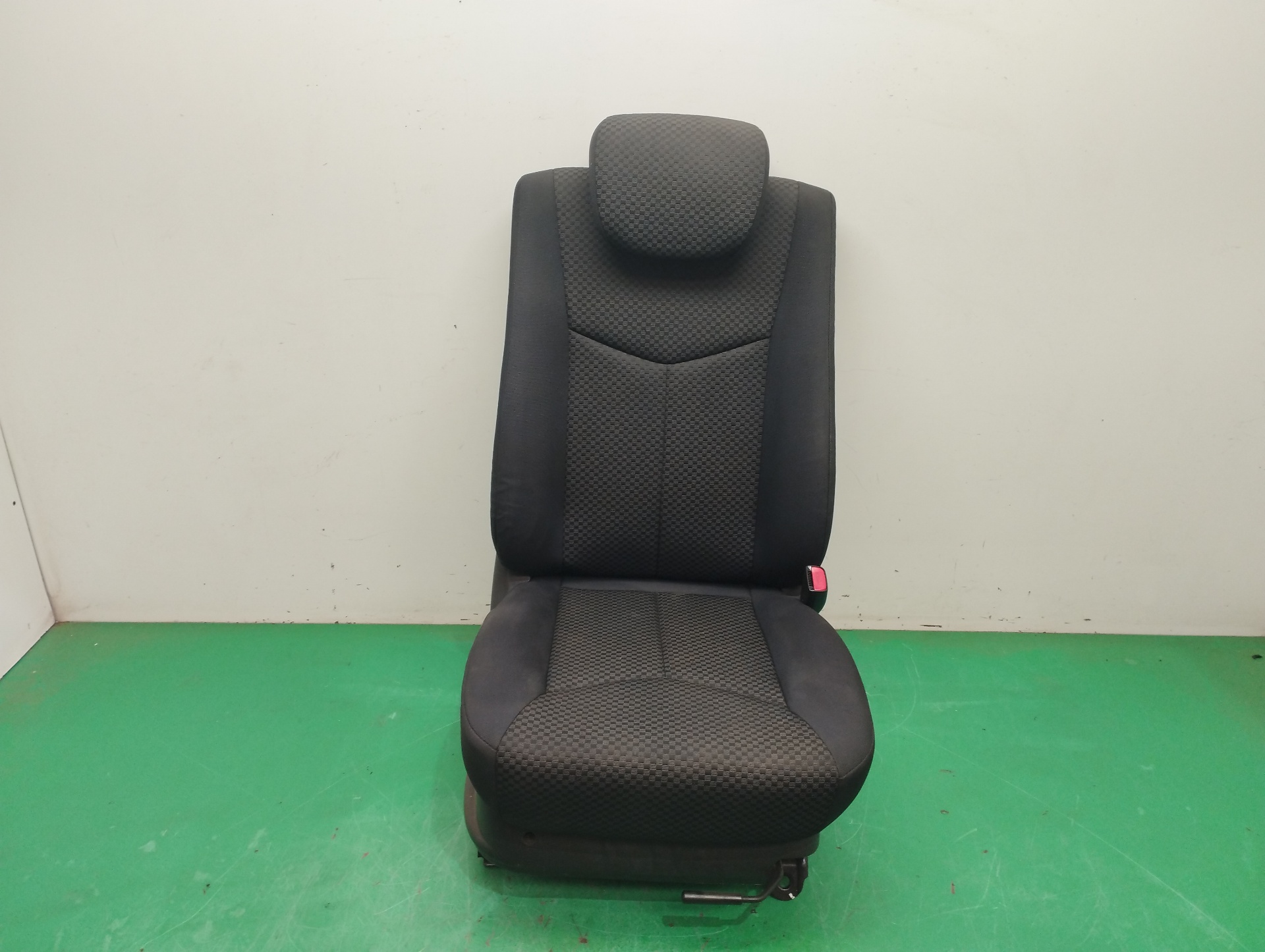 # ASIENTO AUTO SIMPLE