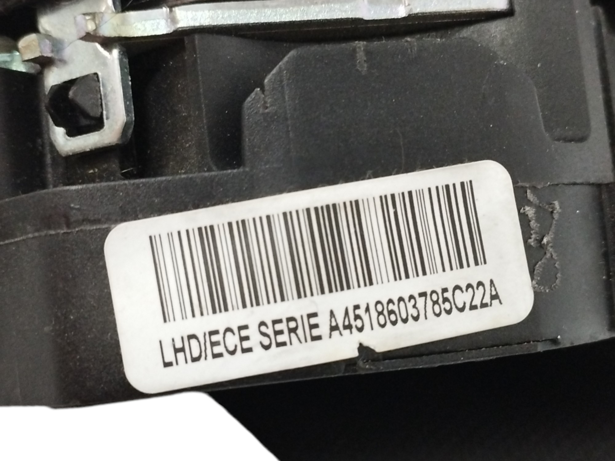 CINTURON SEGURIDAD DELANTERO IZQUIERDO