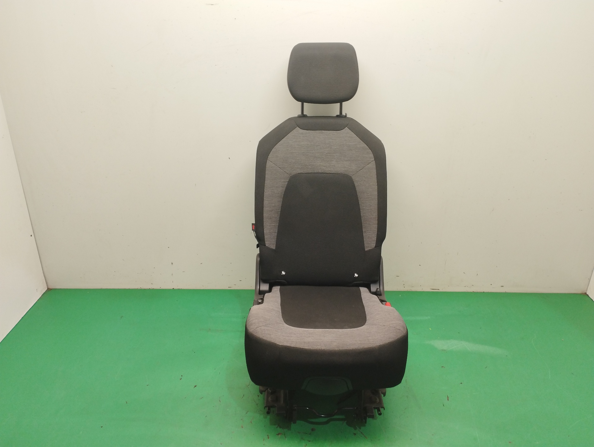 ASIENTO TRASERO MEDIO