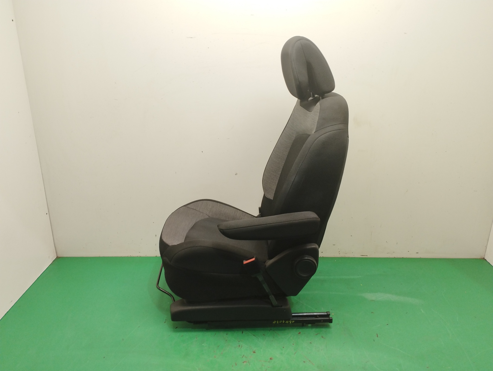 ASIENTO DELANTERO DERECHO