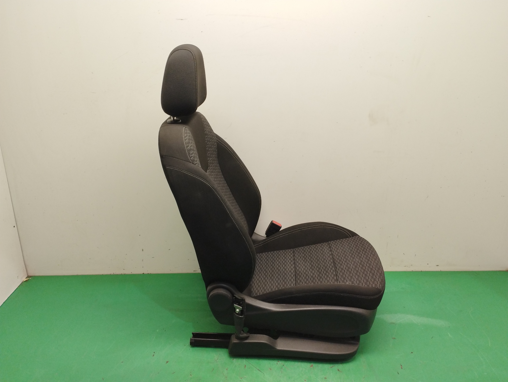 ASIENTO DELANTERO DERECHO