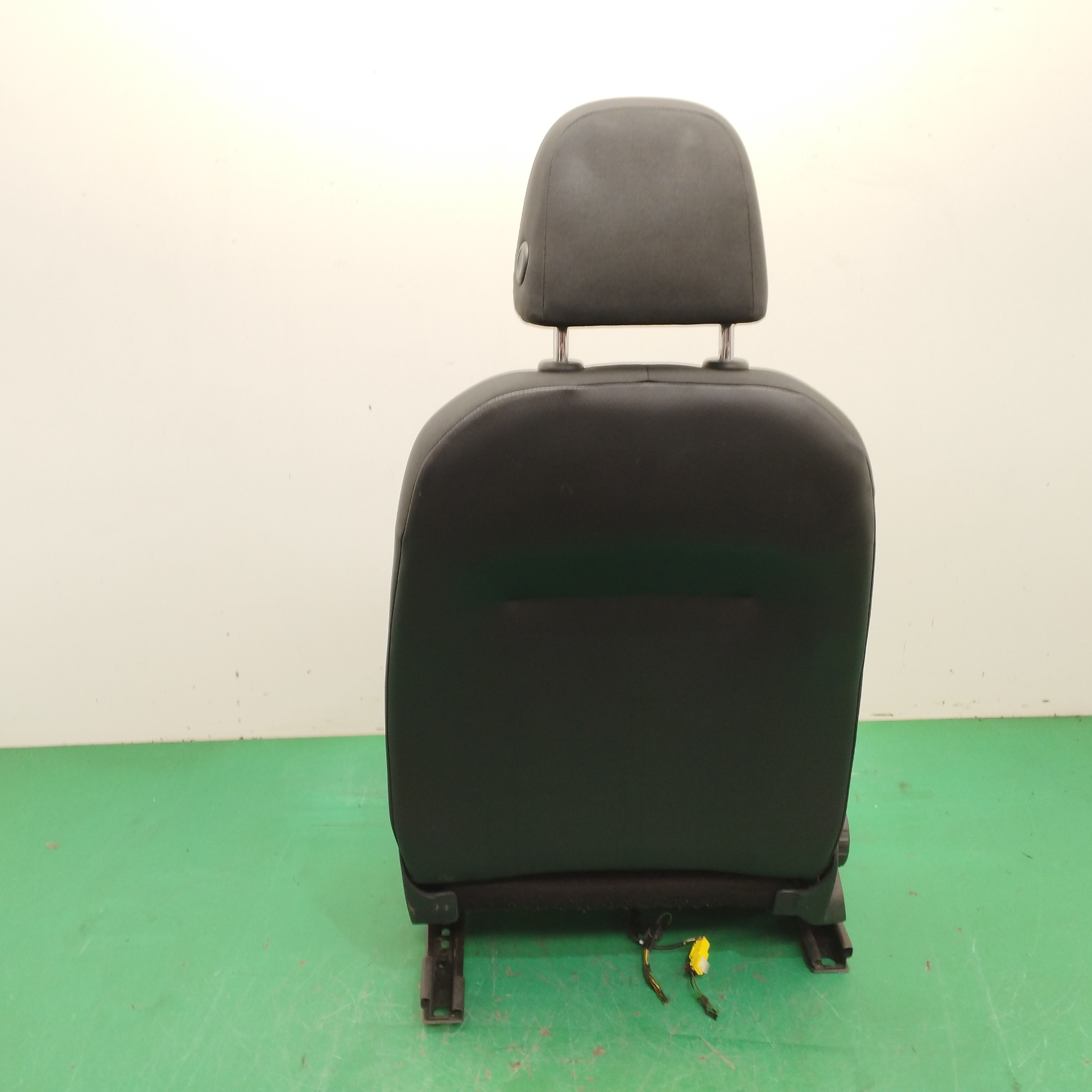 ASIENTO DELANTERO DERECHO