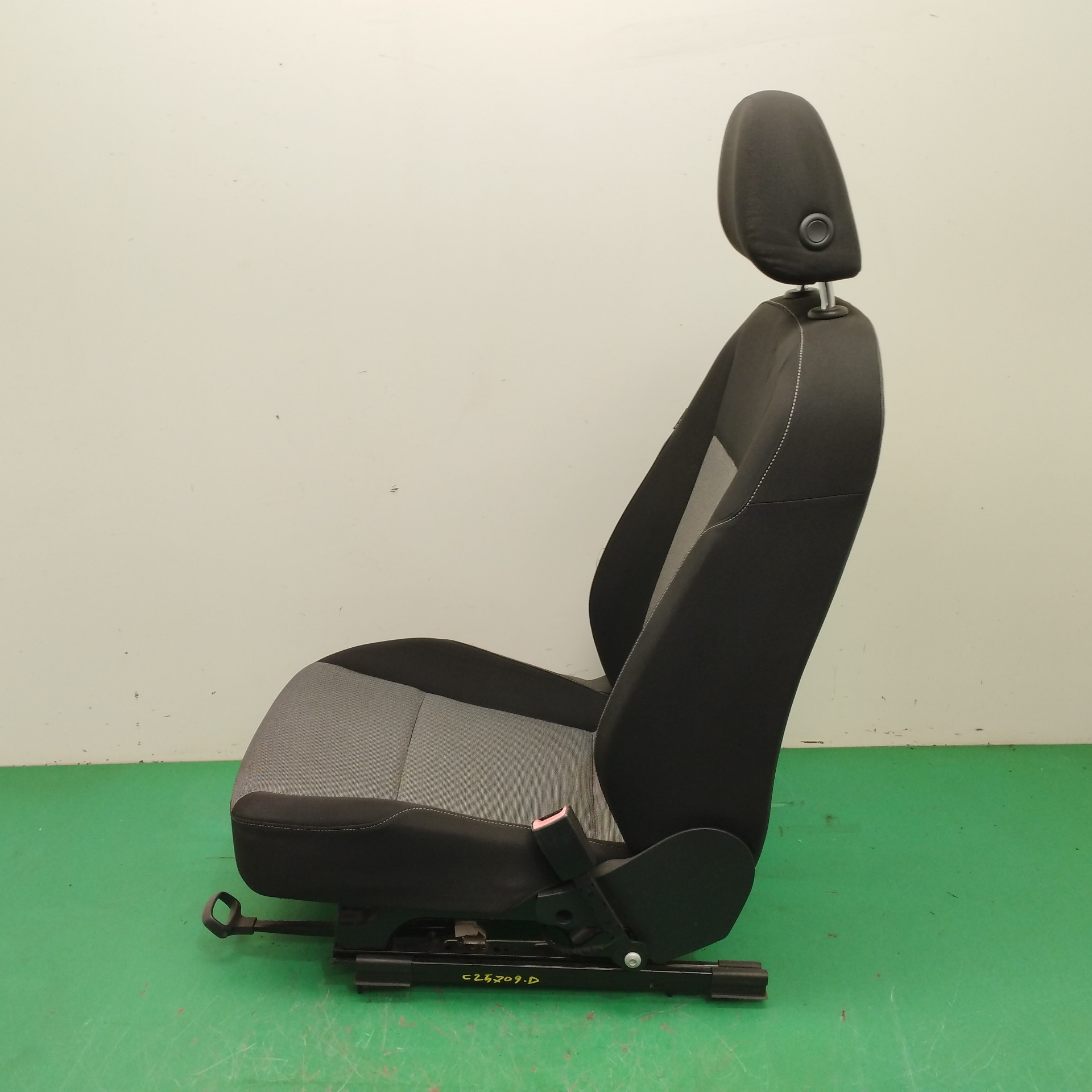 ASIENTO DELANTERO DERECHO