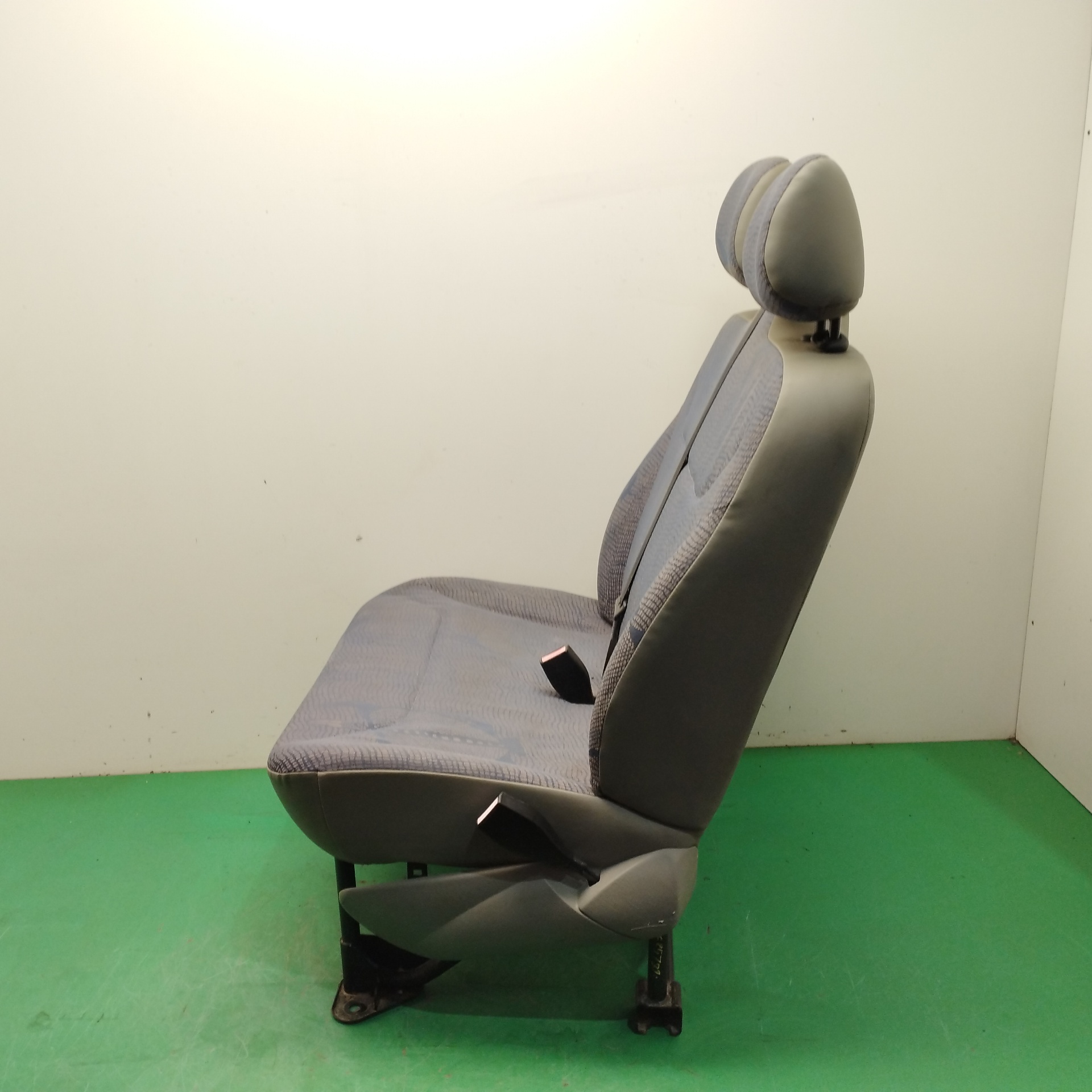 ASIENTO DELANTERO DERECHO