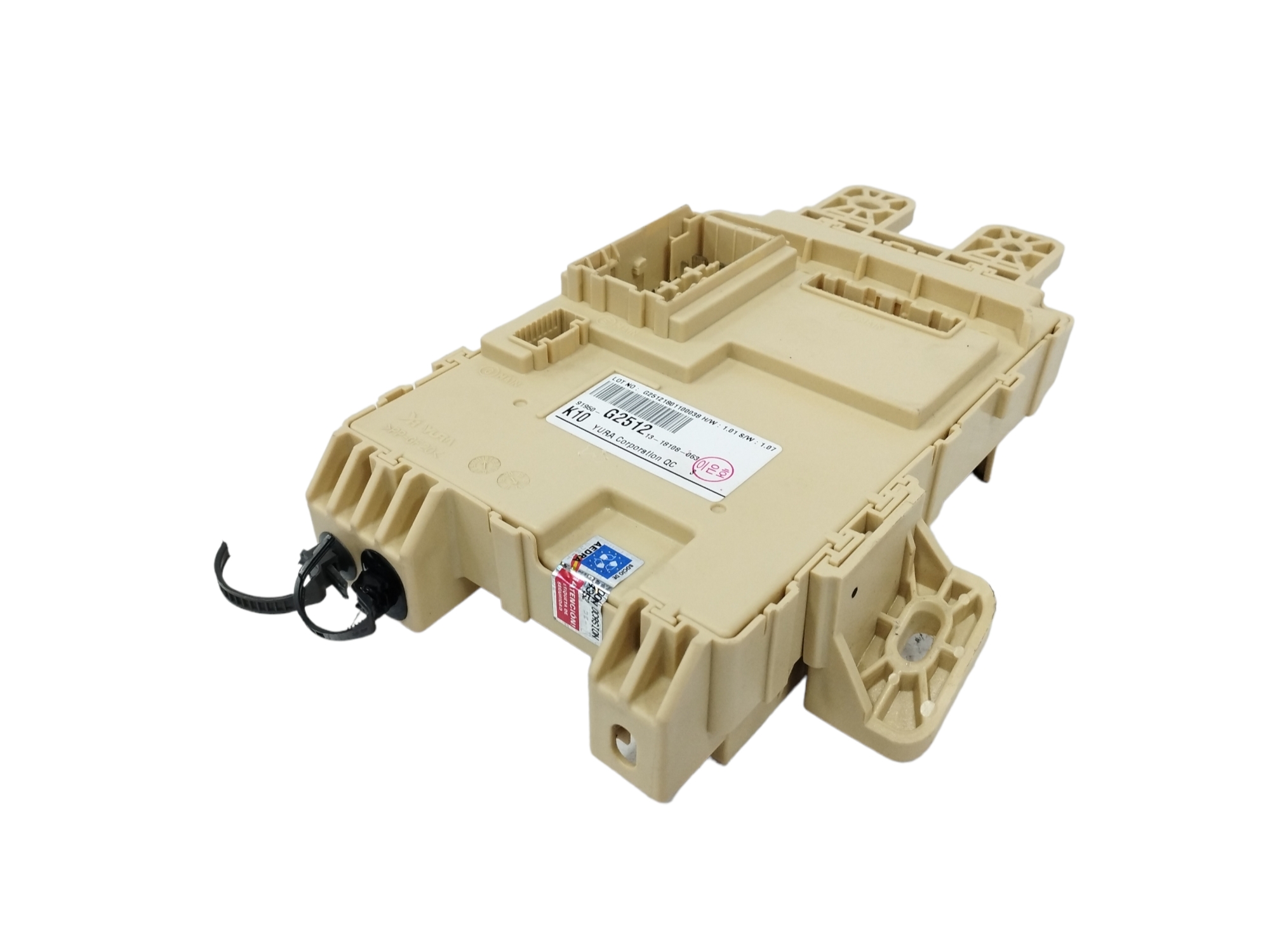 CAJA RELES / FUSIBLES