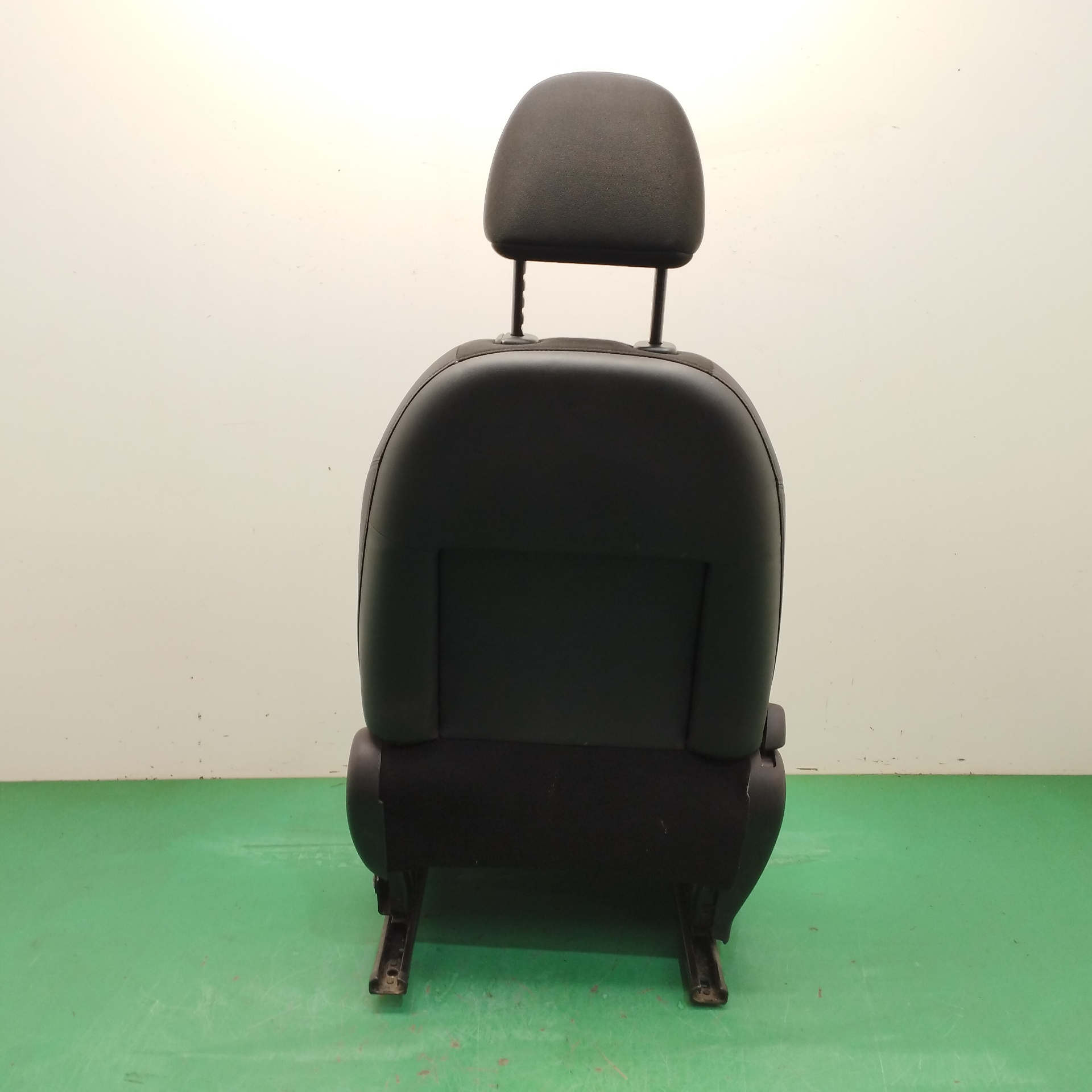 ASIENTO DELANTERO DERECHO