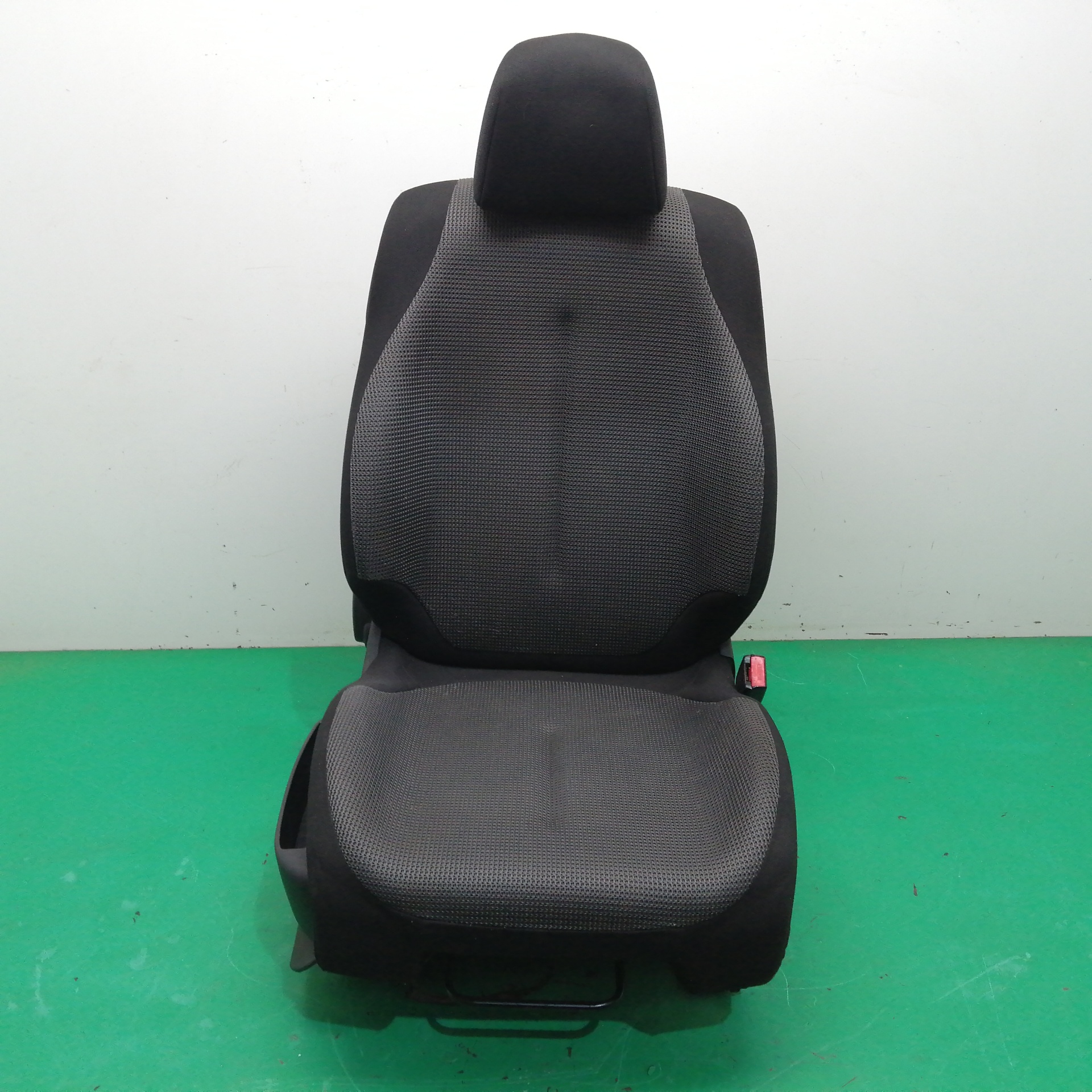 ASIENTO DELANTERO DERECHO