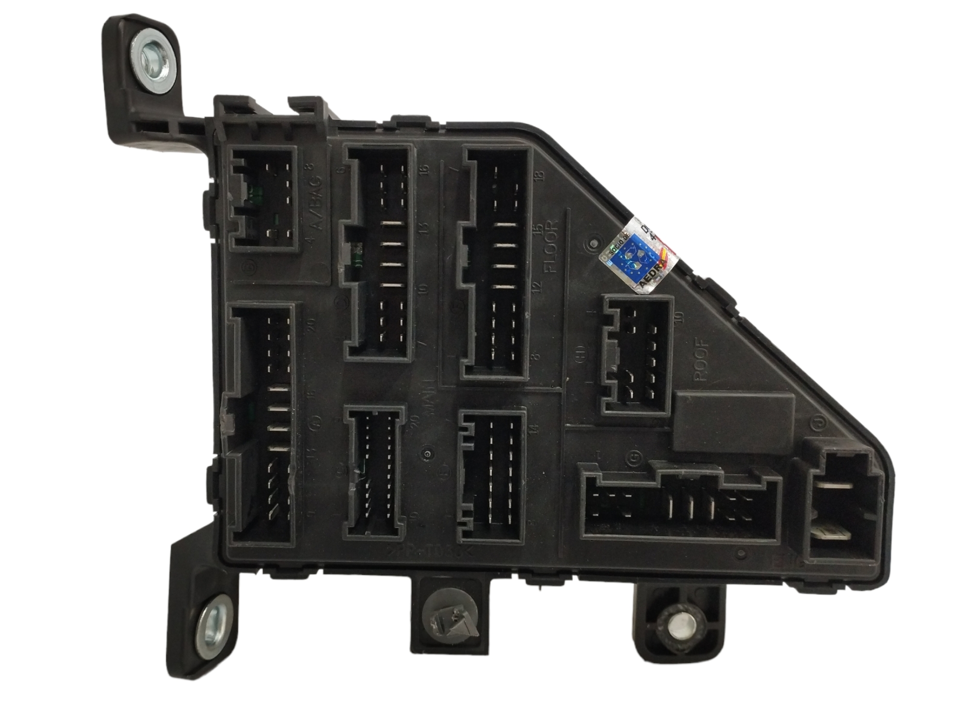 CAJA RELES / FUSIBLES