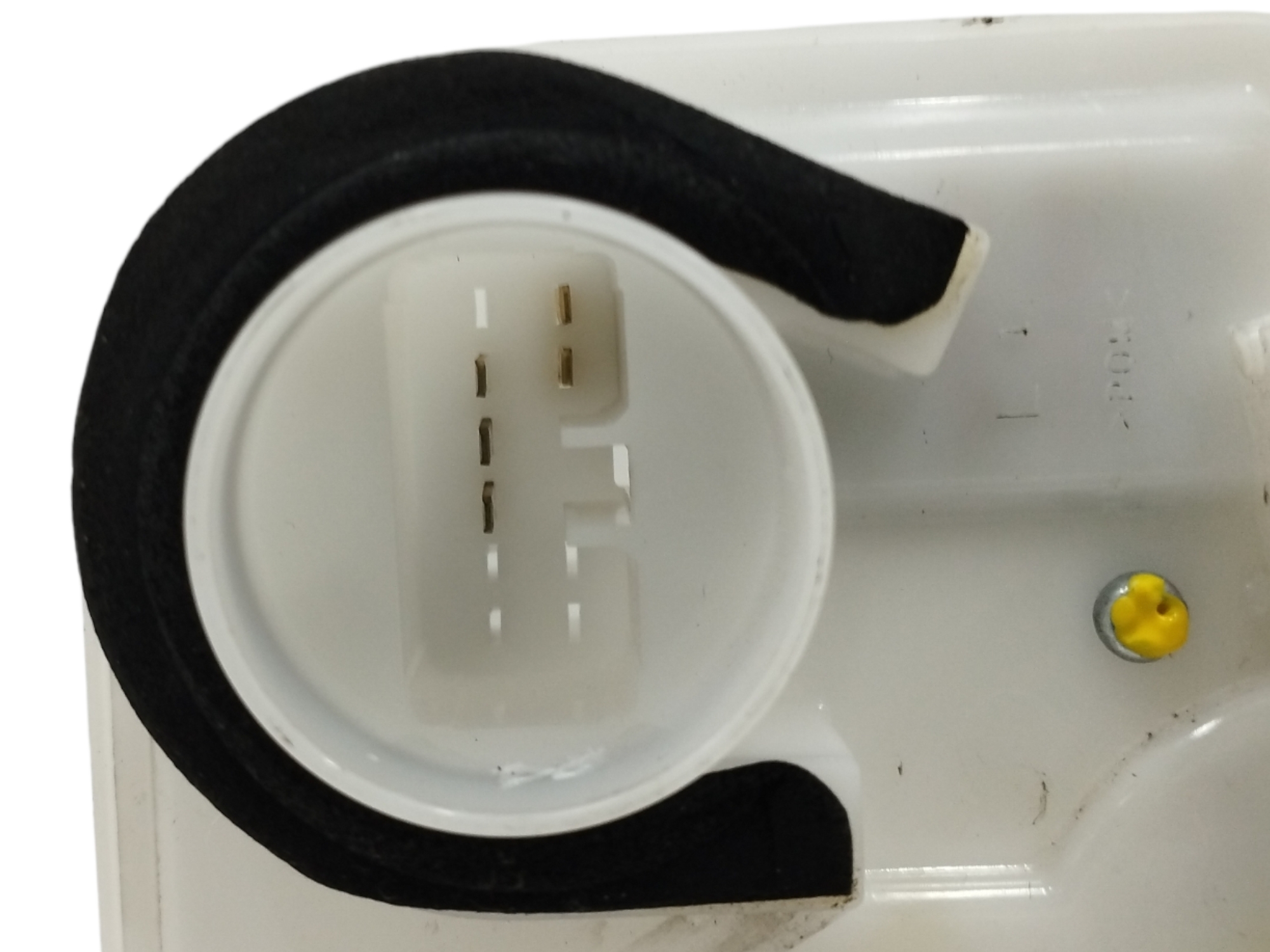 CERRADURA PUERTA DELANTERA IZQUIERDA 