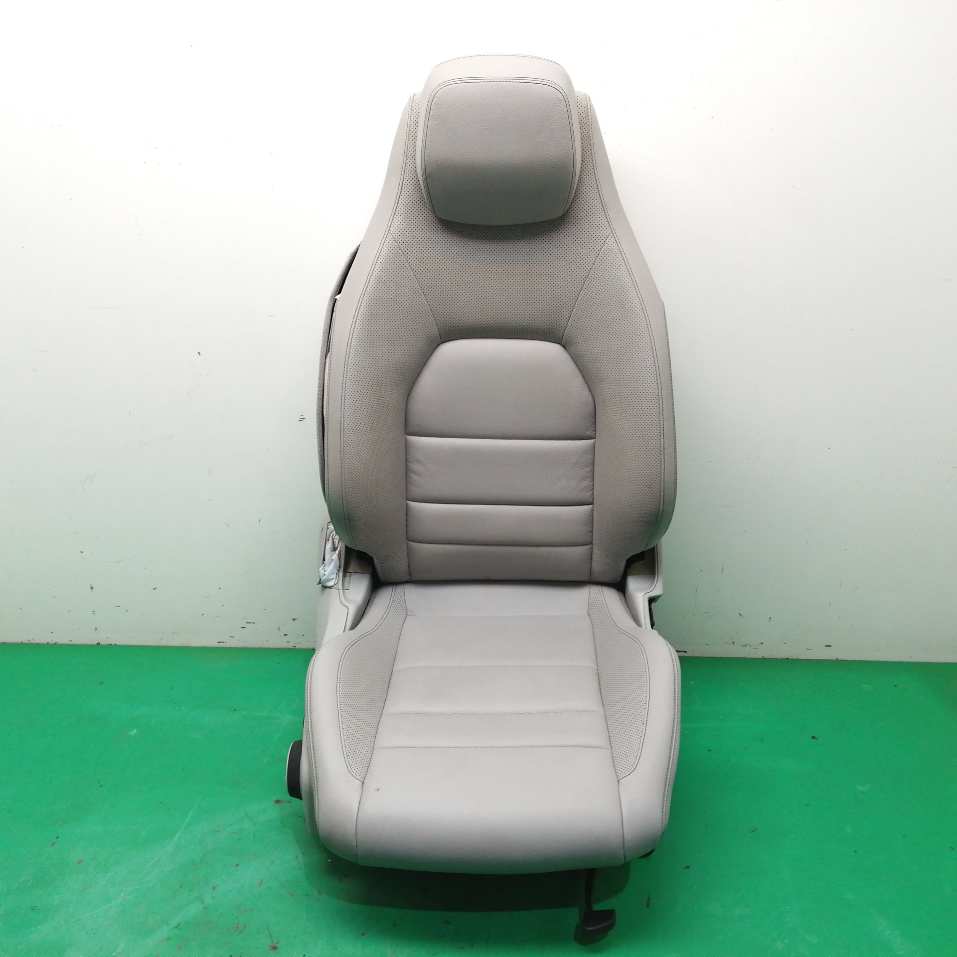 ASIENTO DELANTERO DERECHO