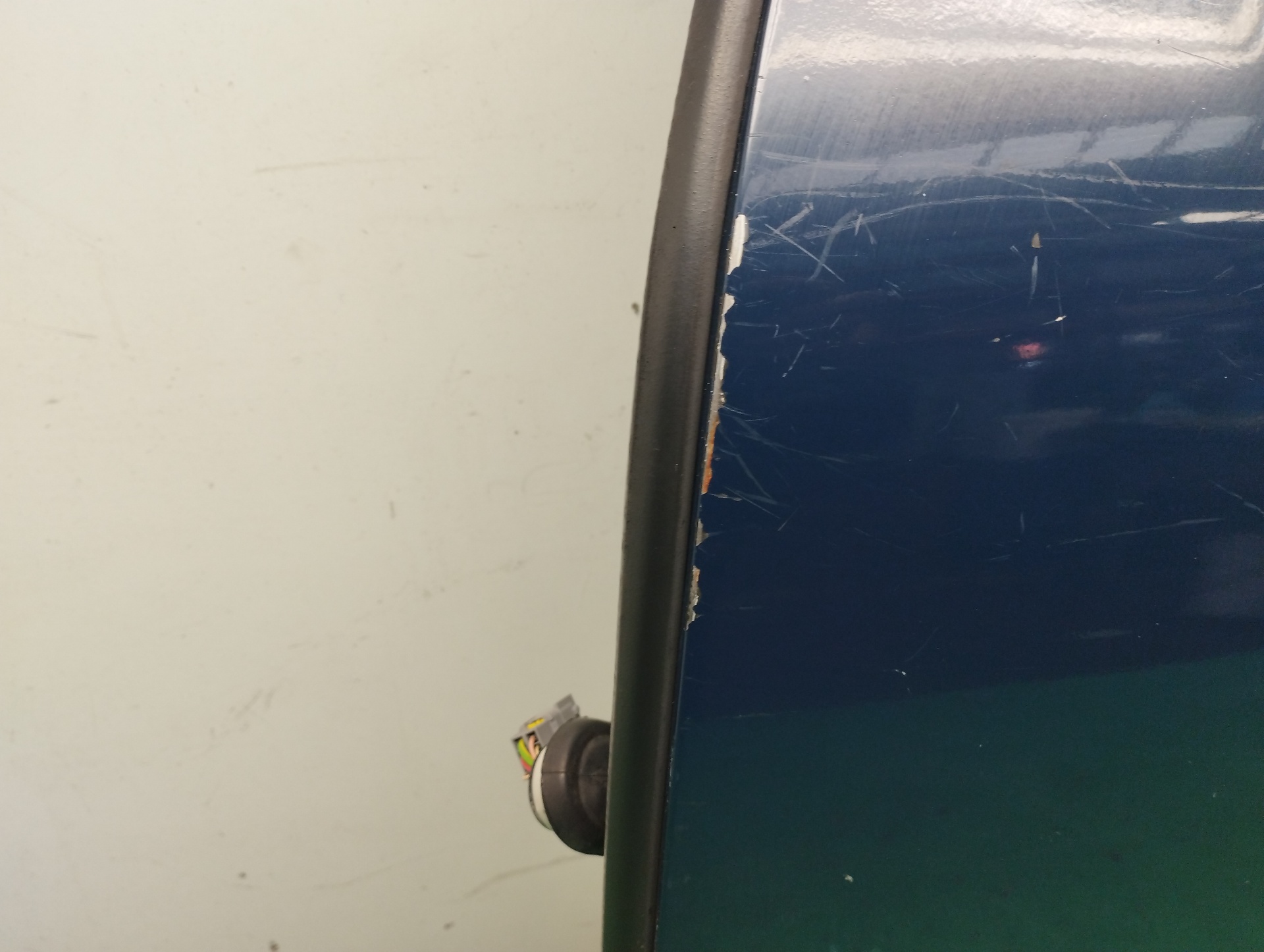 PUERTA TRASERA IZQUIERDA