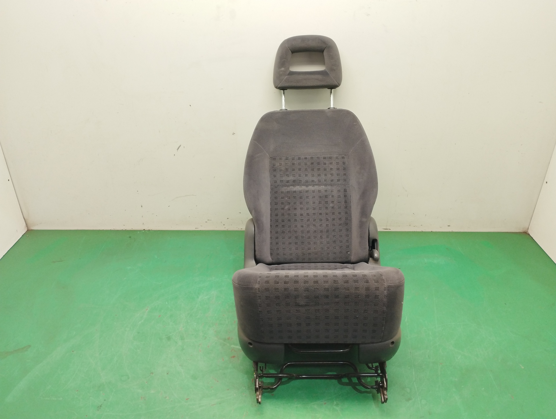# ASIENTO SIMPLE ADAPTABLE