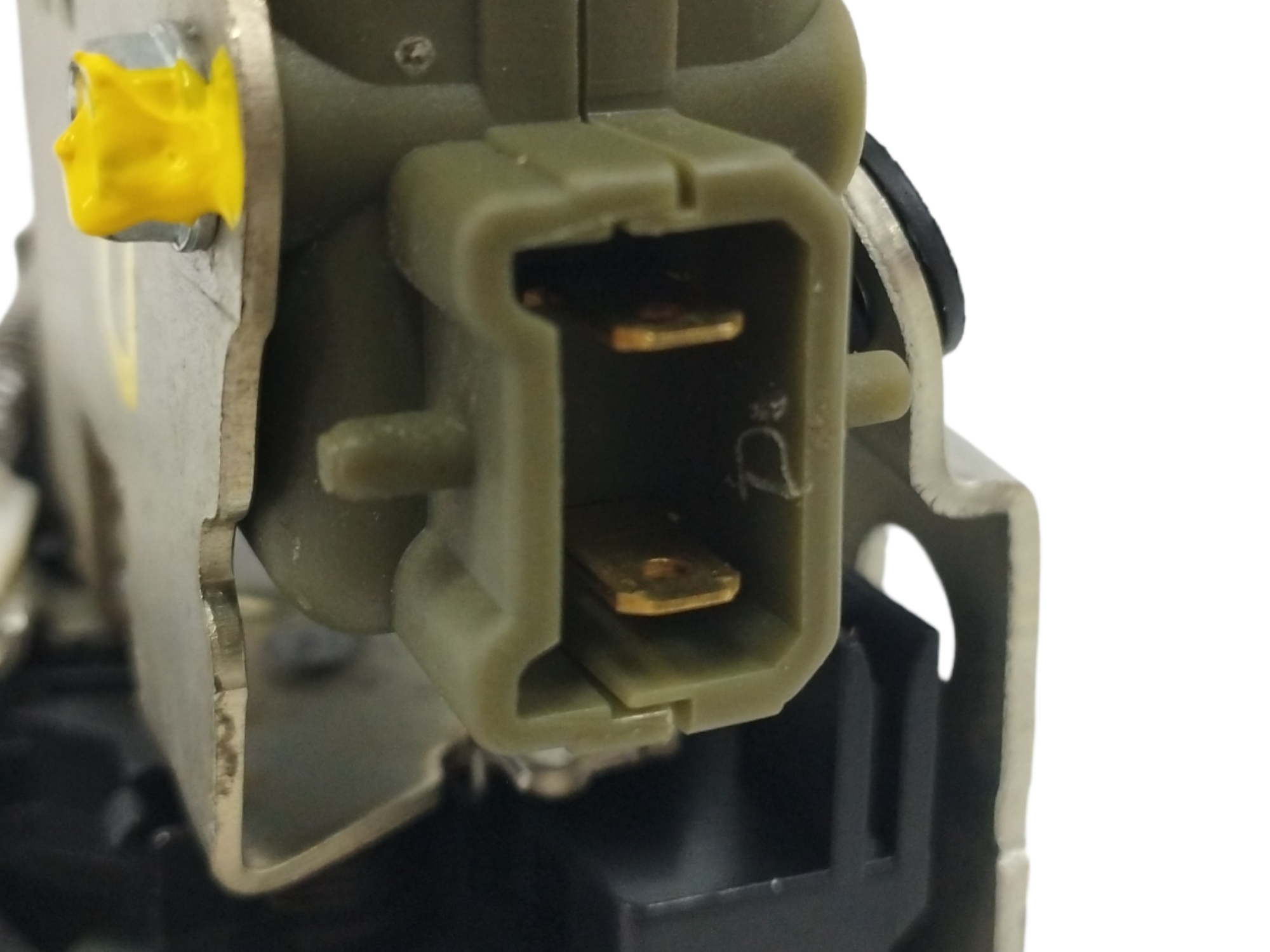 CERRADURA PUERTA DELANTERA IZQUIERDA 
