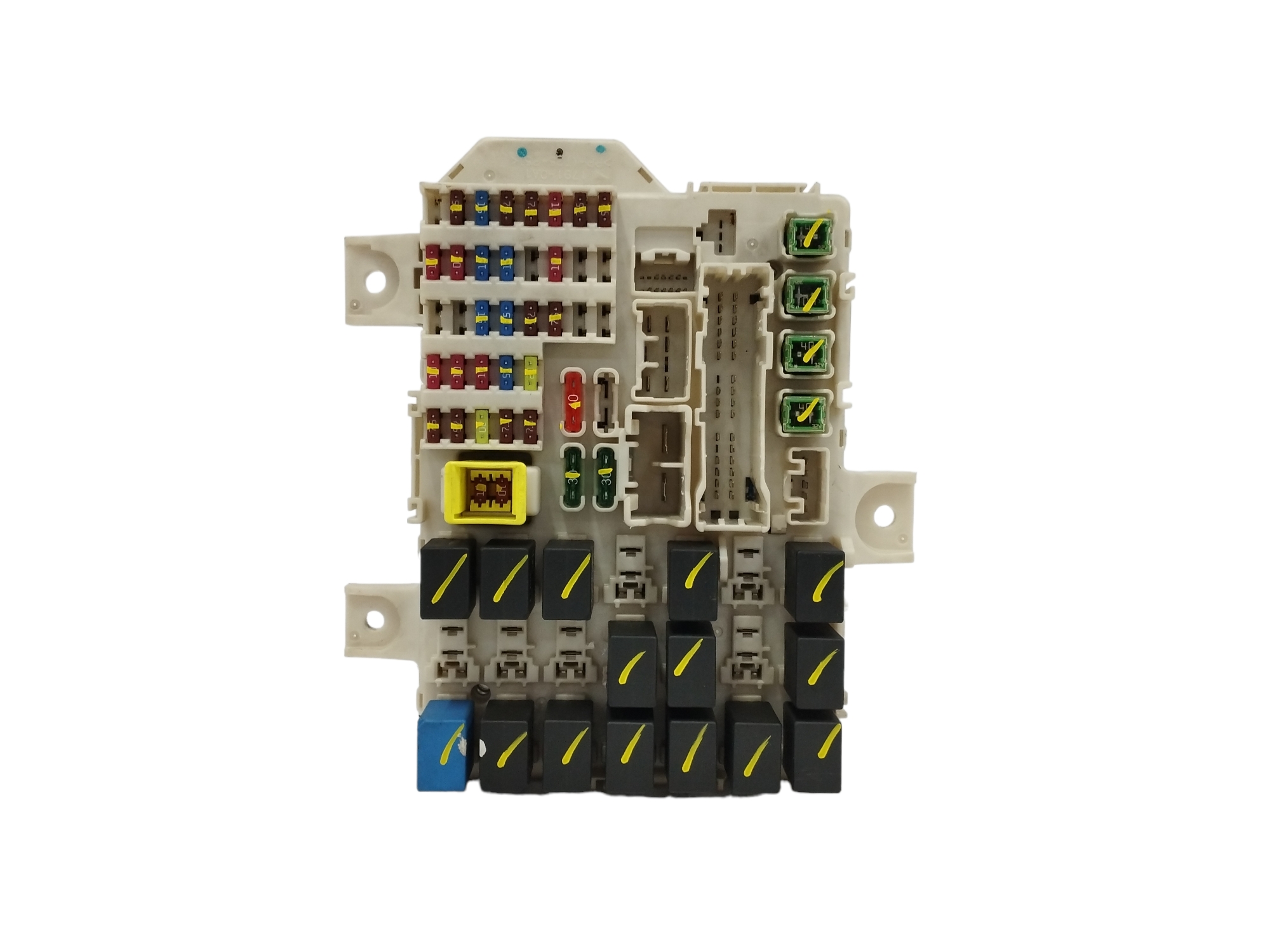 CAJA RELES / FUSIBLES