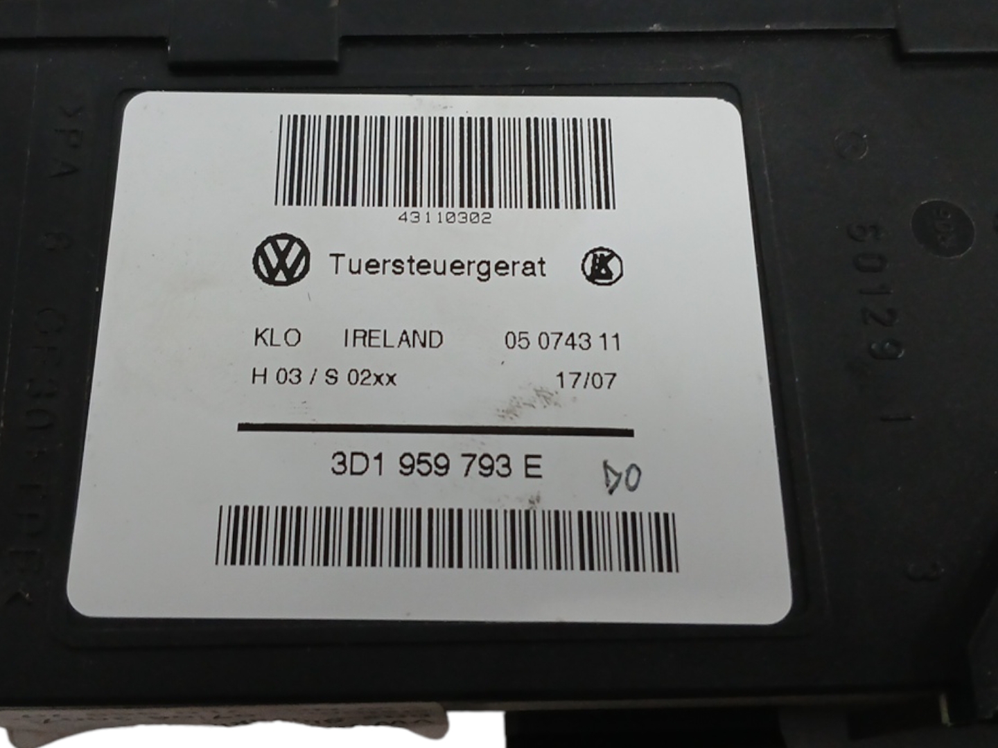 MOTOR ELEVALUNAS DELANTERO IZQUIERDO