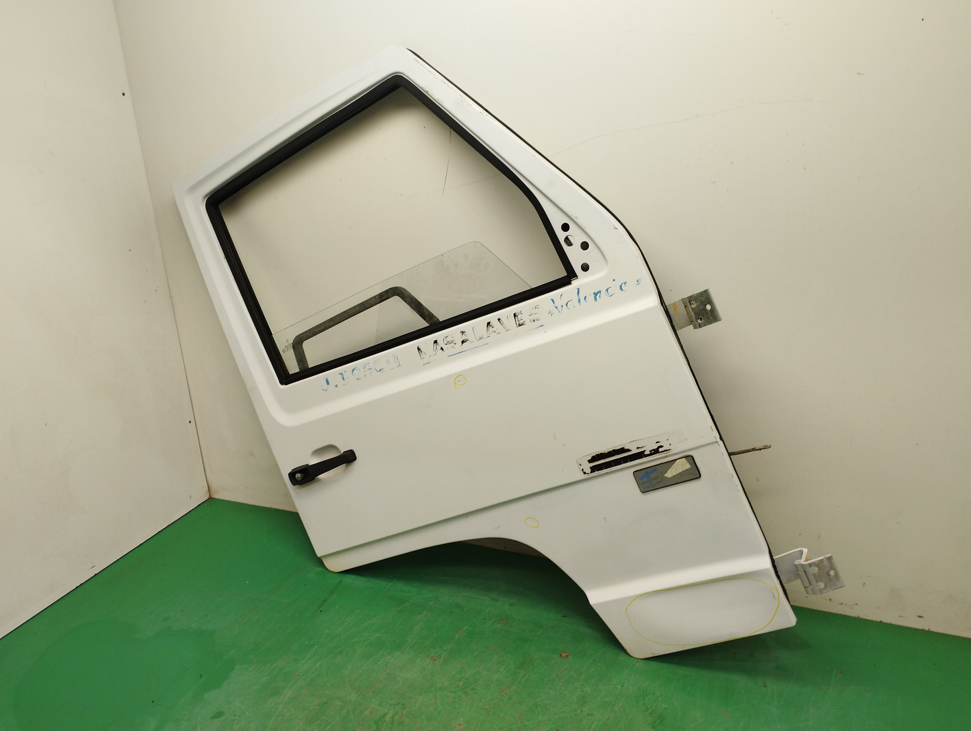 PUERTA DELANTERA DERECHA