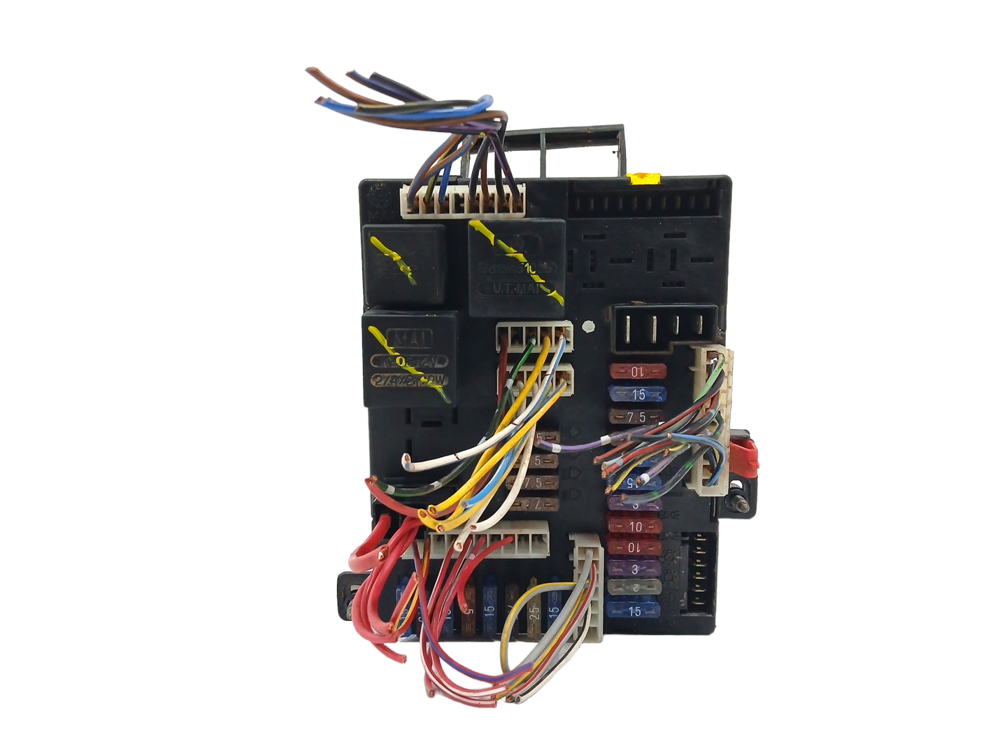 CAJA RELES / FUSIBLES