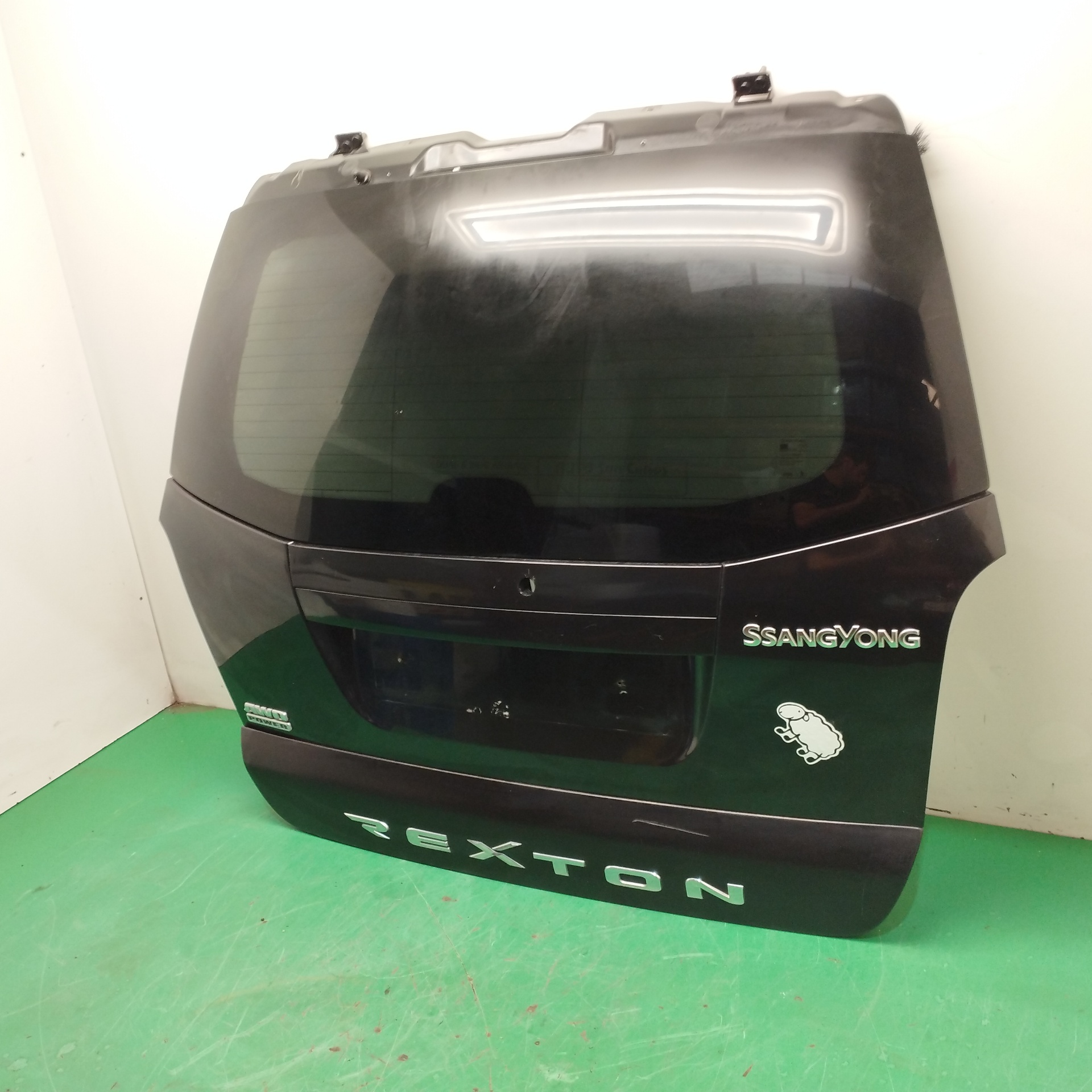 PORTON TRASERO