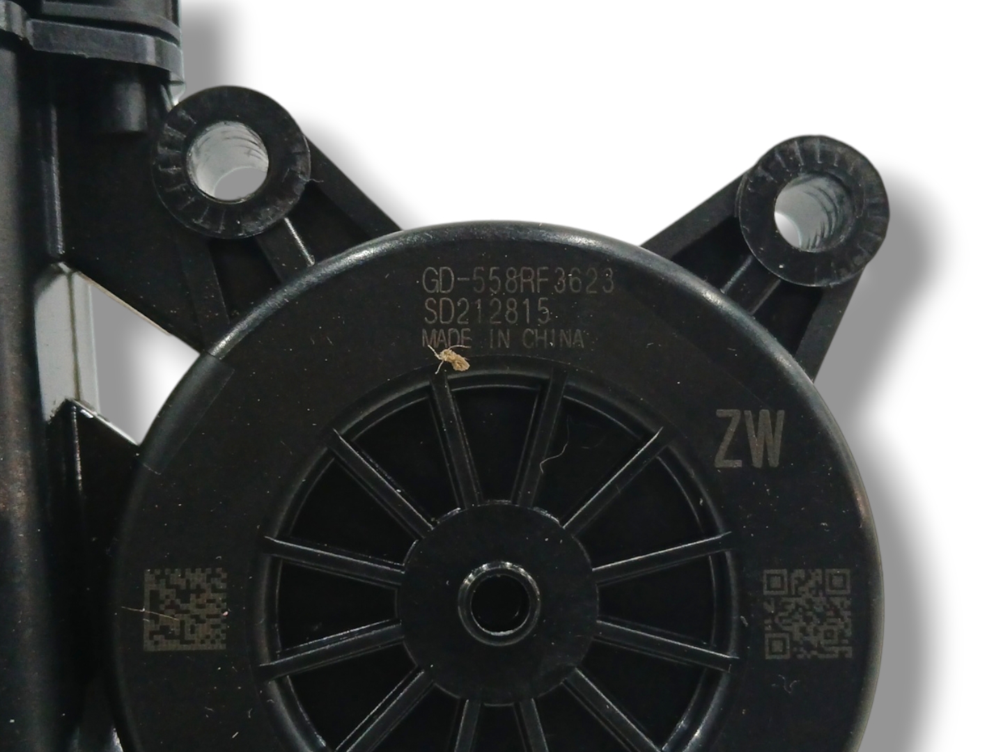 MOTOR ELEVALUNAS TRASERO DERECHO